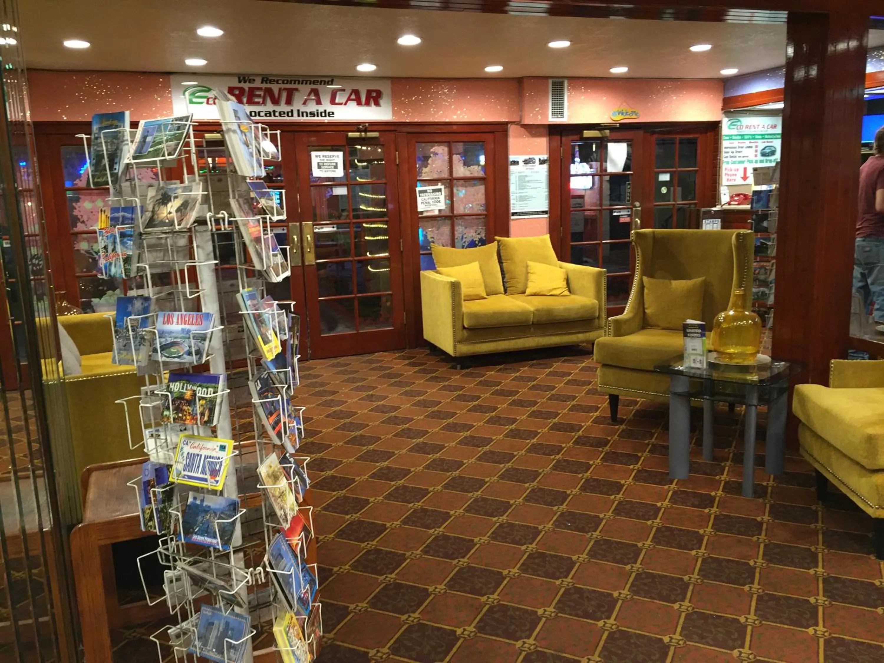 Lobby or reception in Tradewinds Airport Hotel