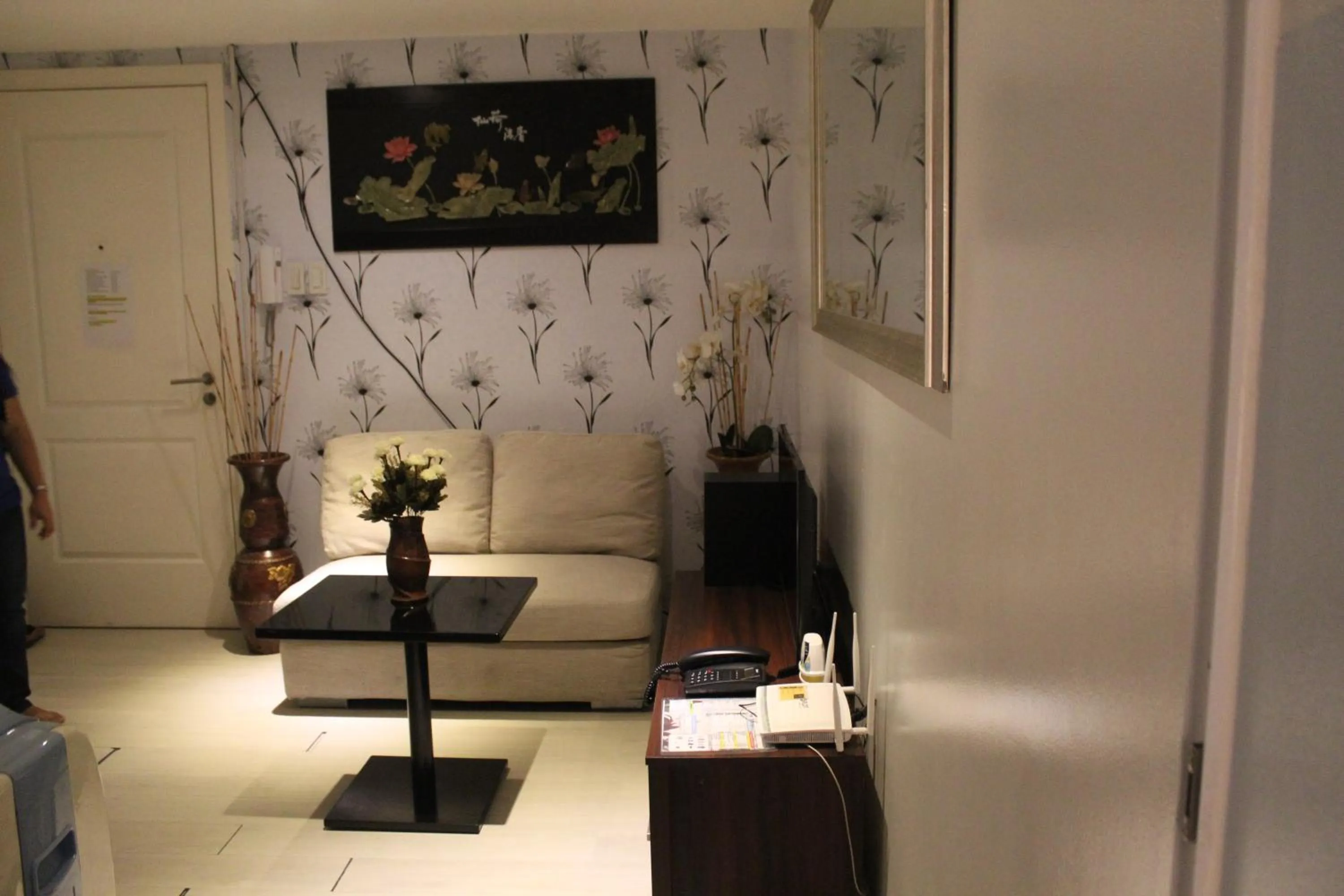 Azure C2 Balcony wifi Near Mall Airport MULTIPLE UNITS