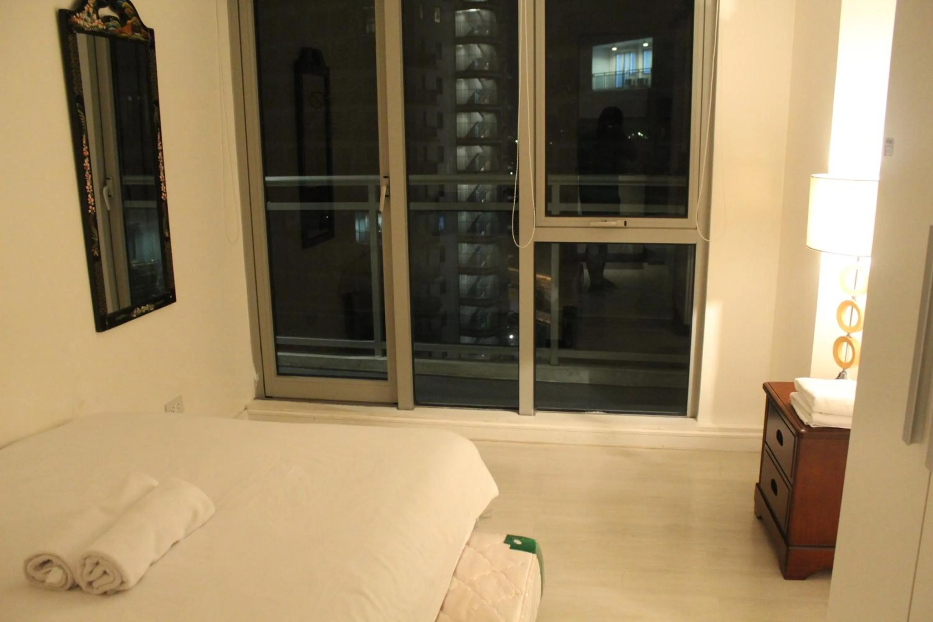 Bed in Azure C2 Balcony wifi Near Mall Airport MULTIPLE UNITS