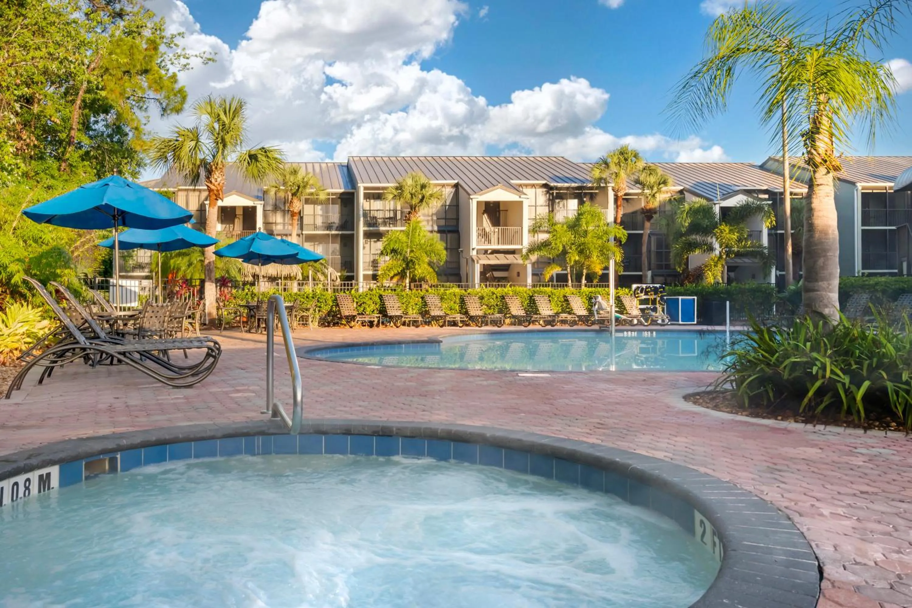 Hot Tub in Parkway International Resort