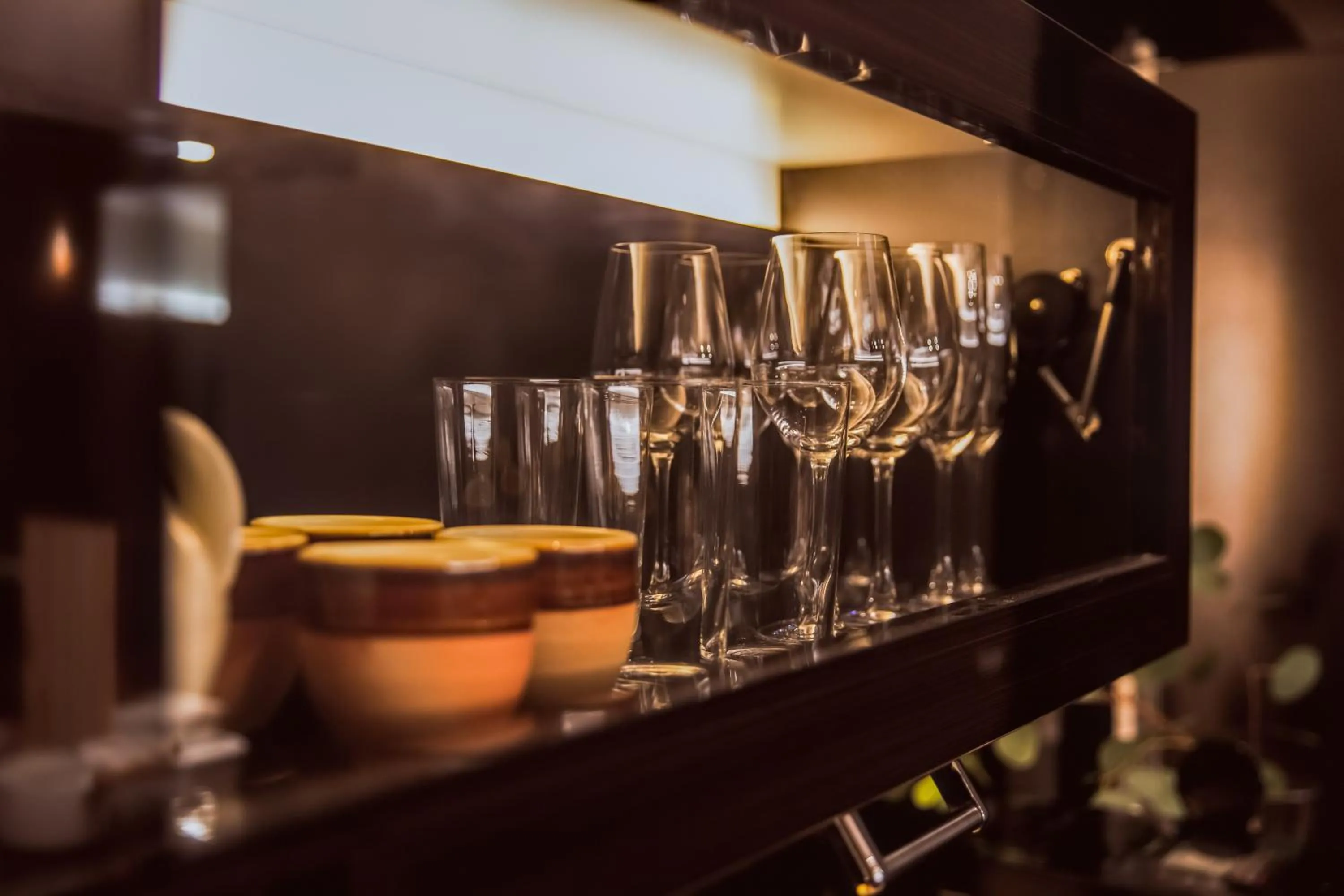 Communal kitchen in ITADAKI Daisen 大山参道ホテル頂