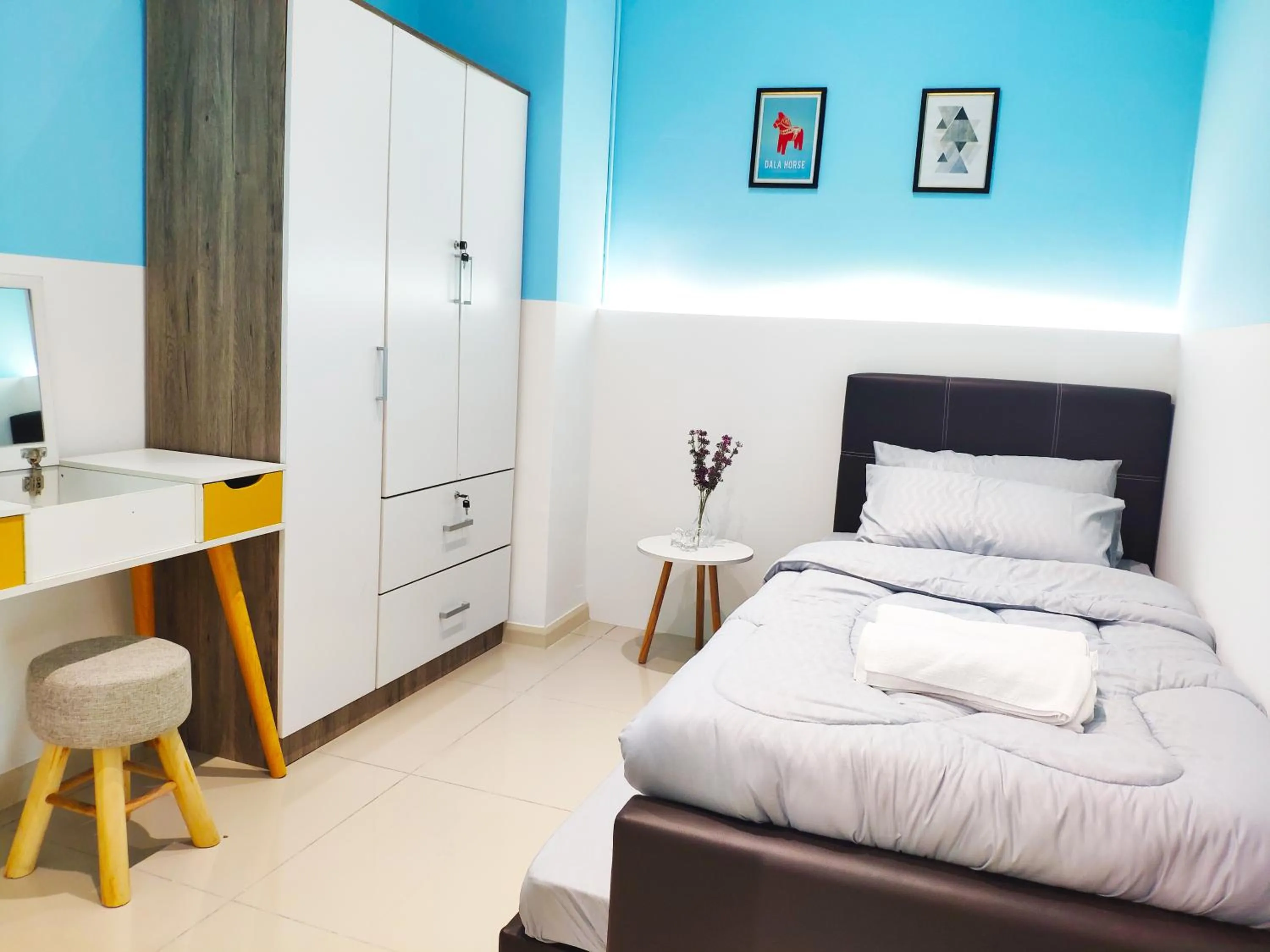 Bedroom, Bed in 5-Star Apartment + Infinity Pool, 4 pax, 1 min to Jaya One