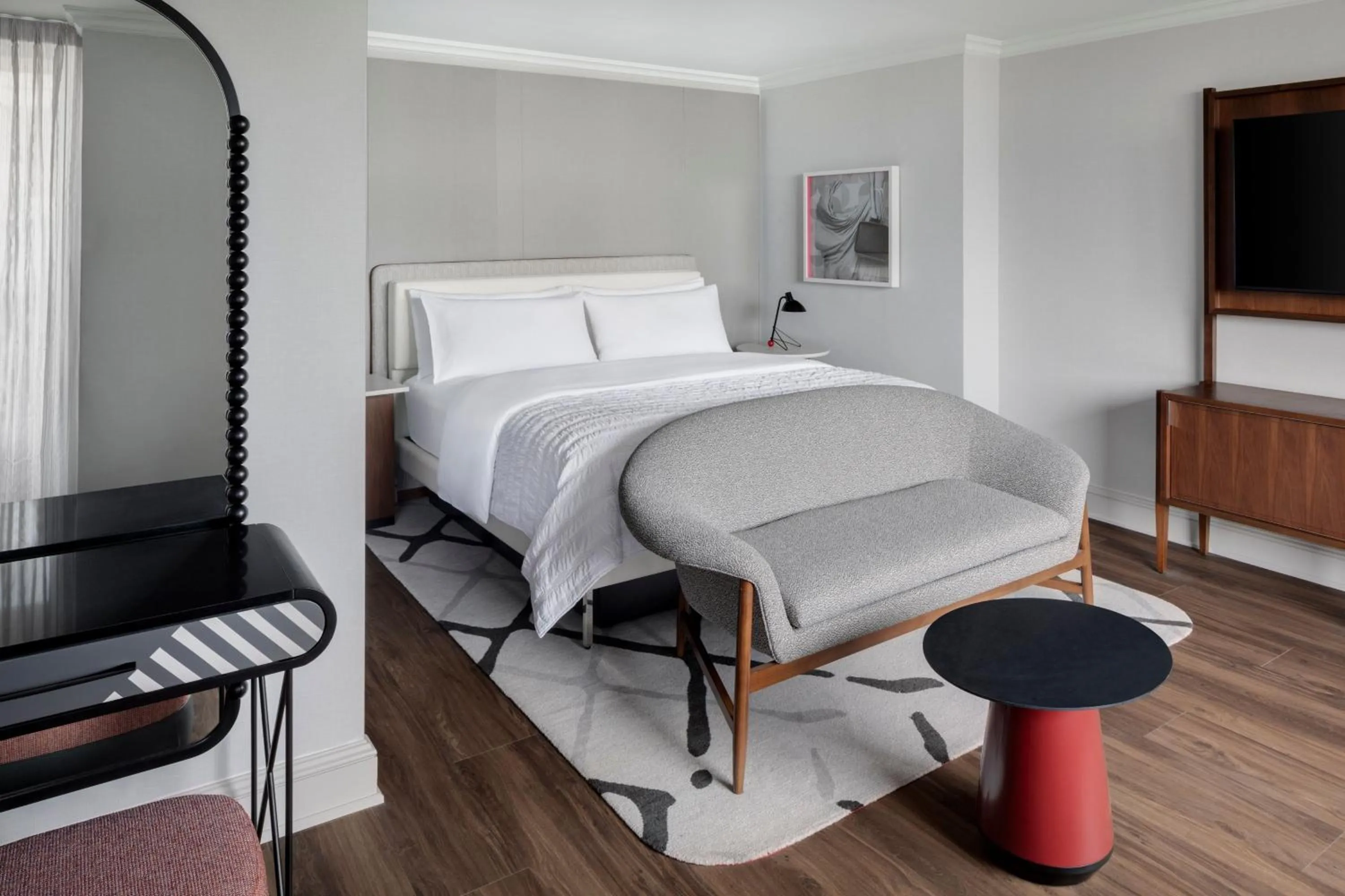 Bedroom, Bed in Le Meridien Washington, DC, The Madison