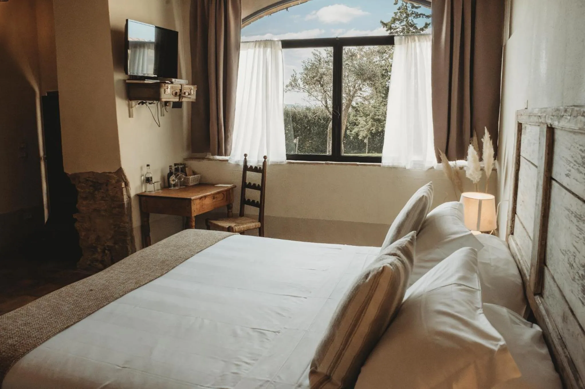 Bed in Locanda in Tuscany