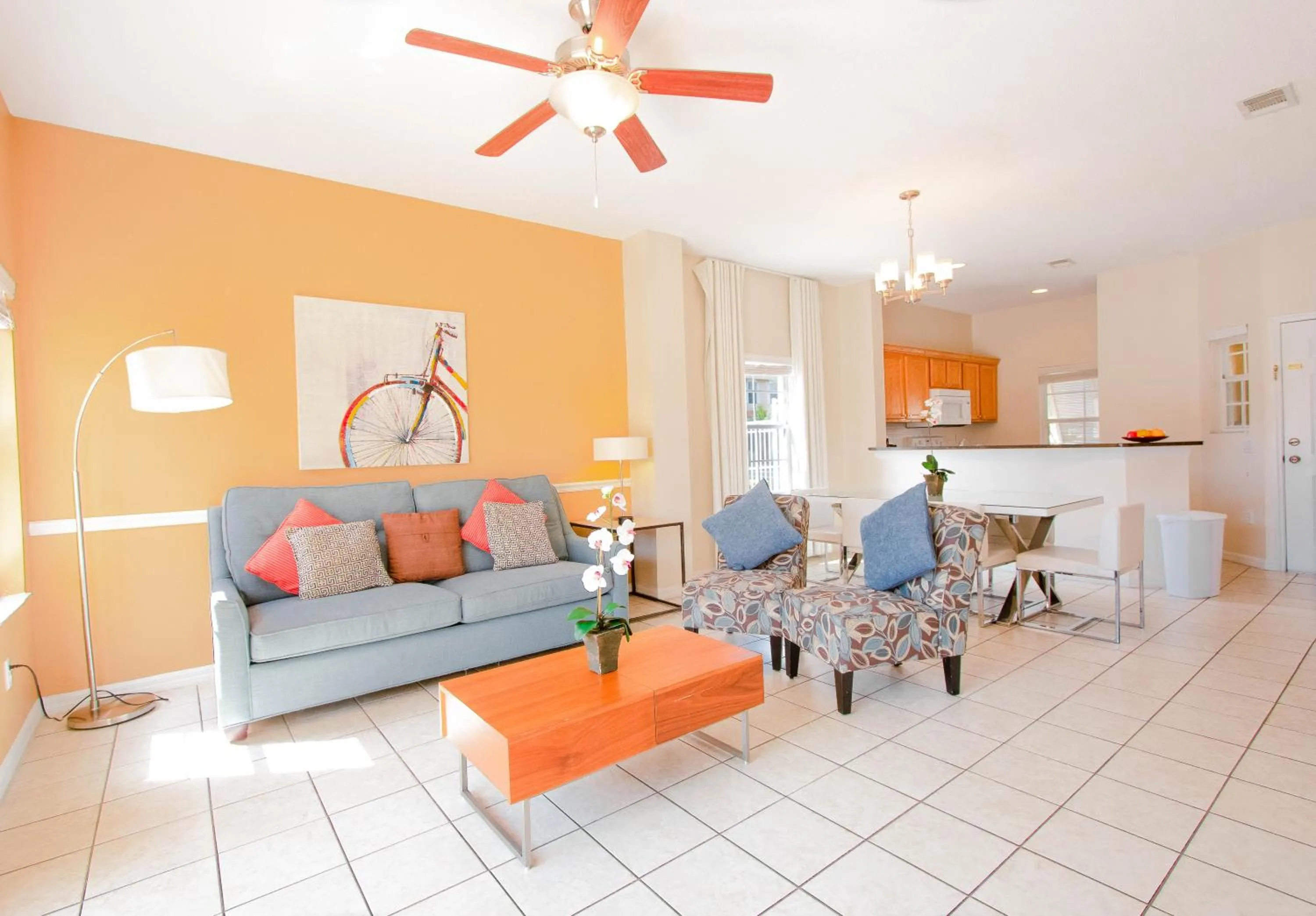Kitchen or kitchenette in Berkley Lake Townhomes