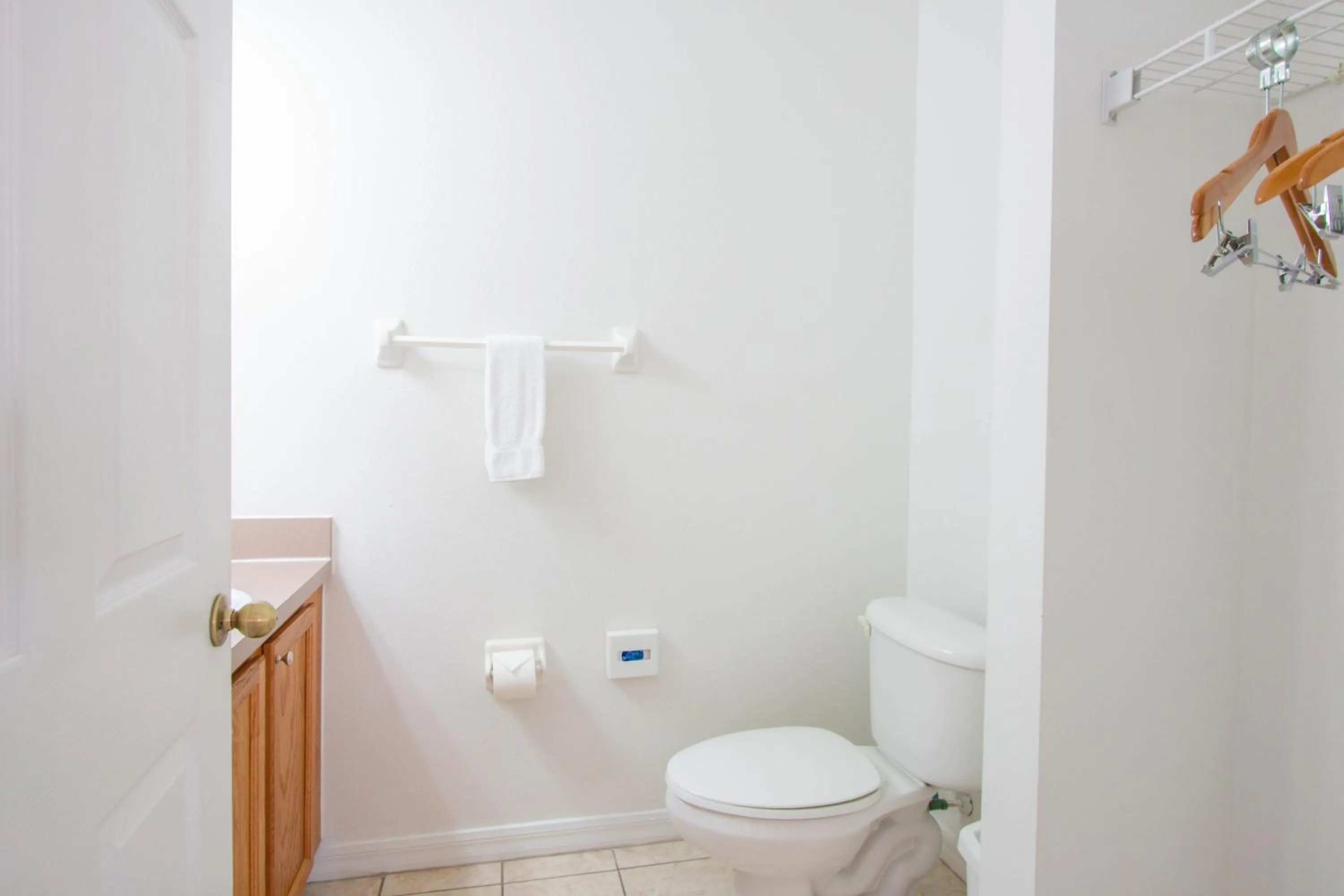 Toilet in Berkley Lake Townhomes