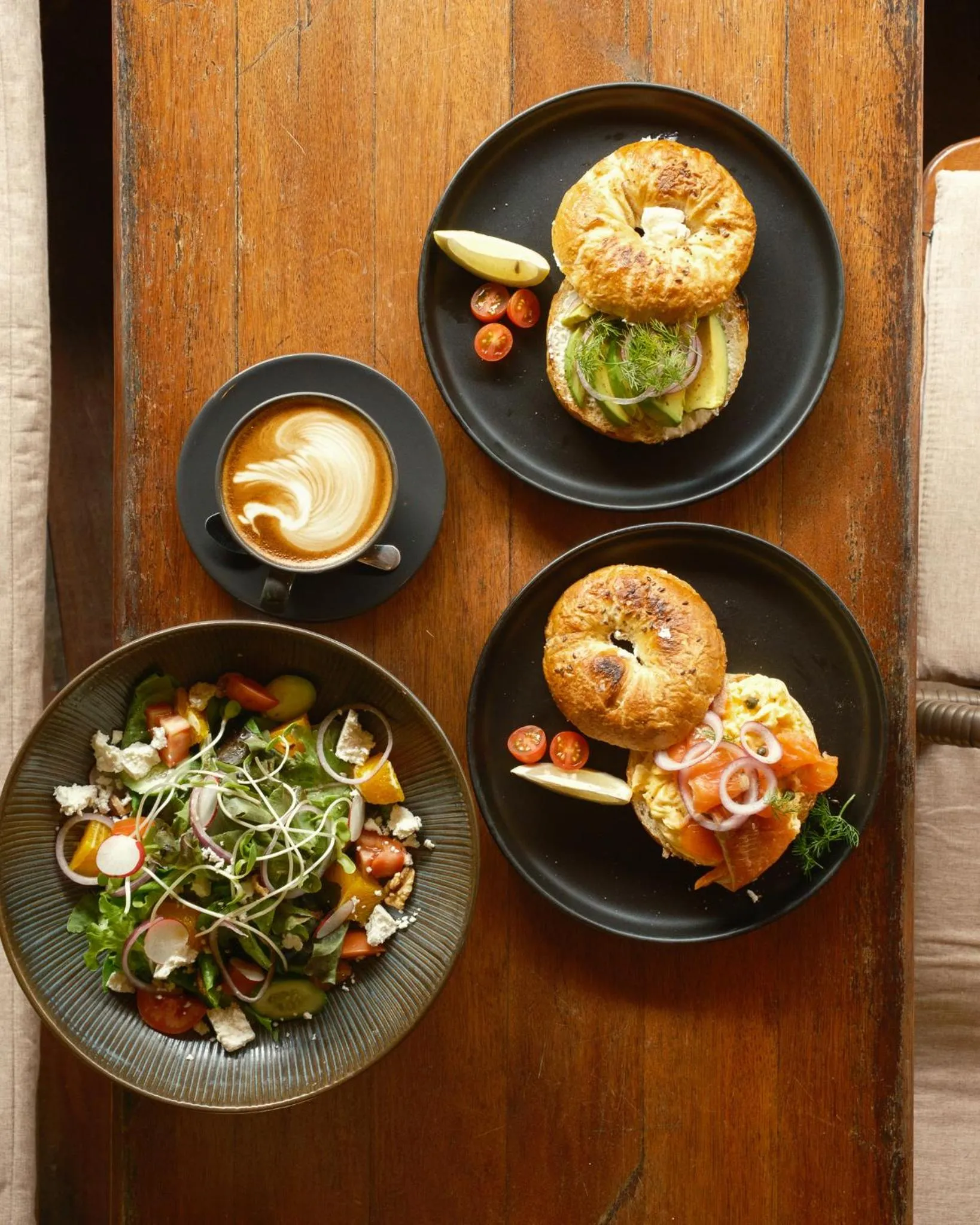 Food and drinks in Big Tree Boutique Hotel