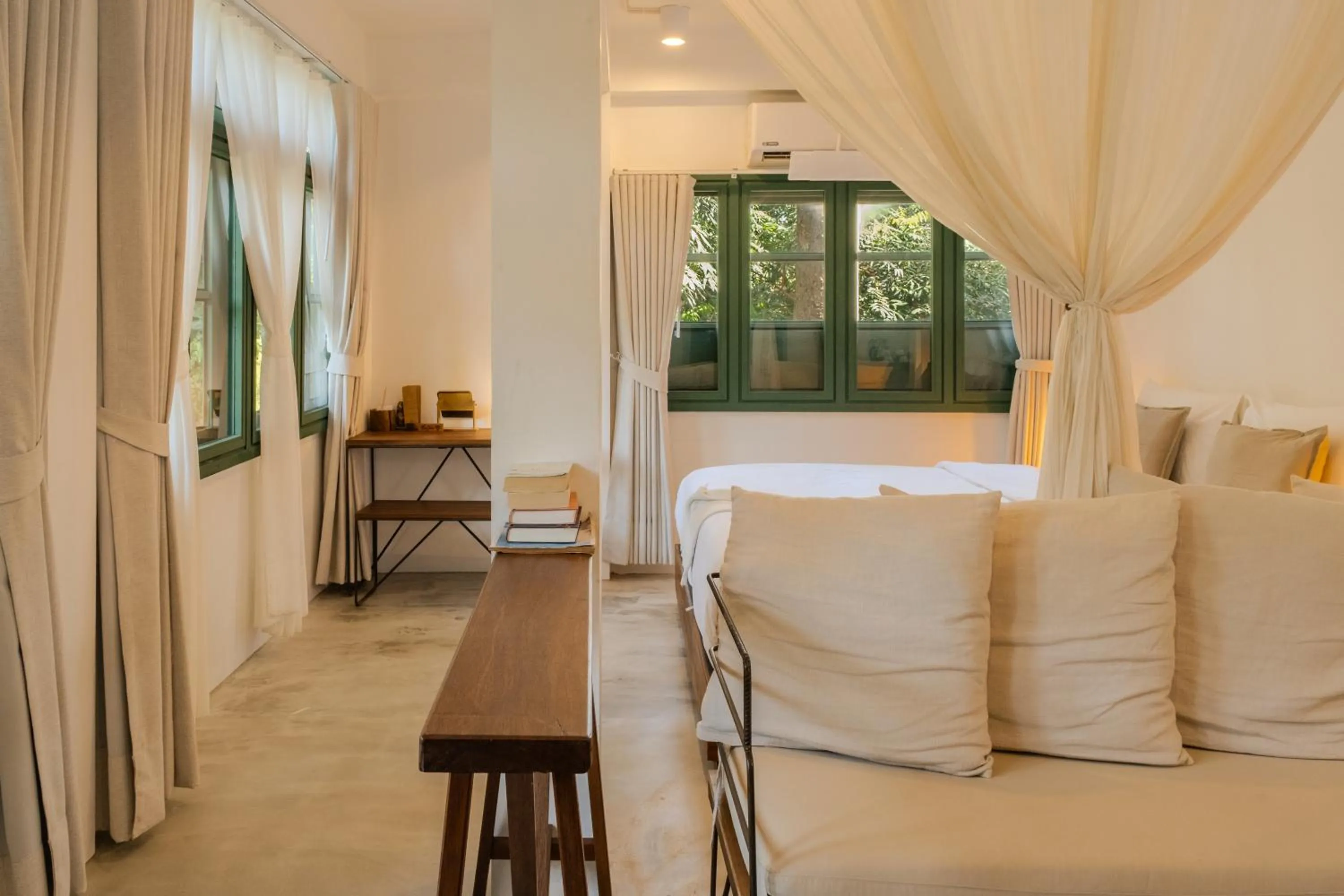 Photo of the whole room in Big Tree Boutique Hotel