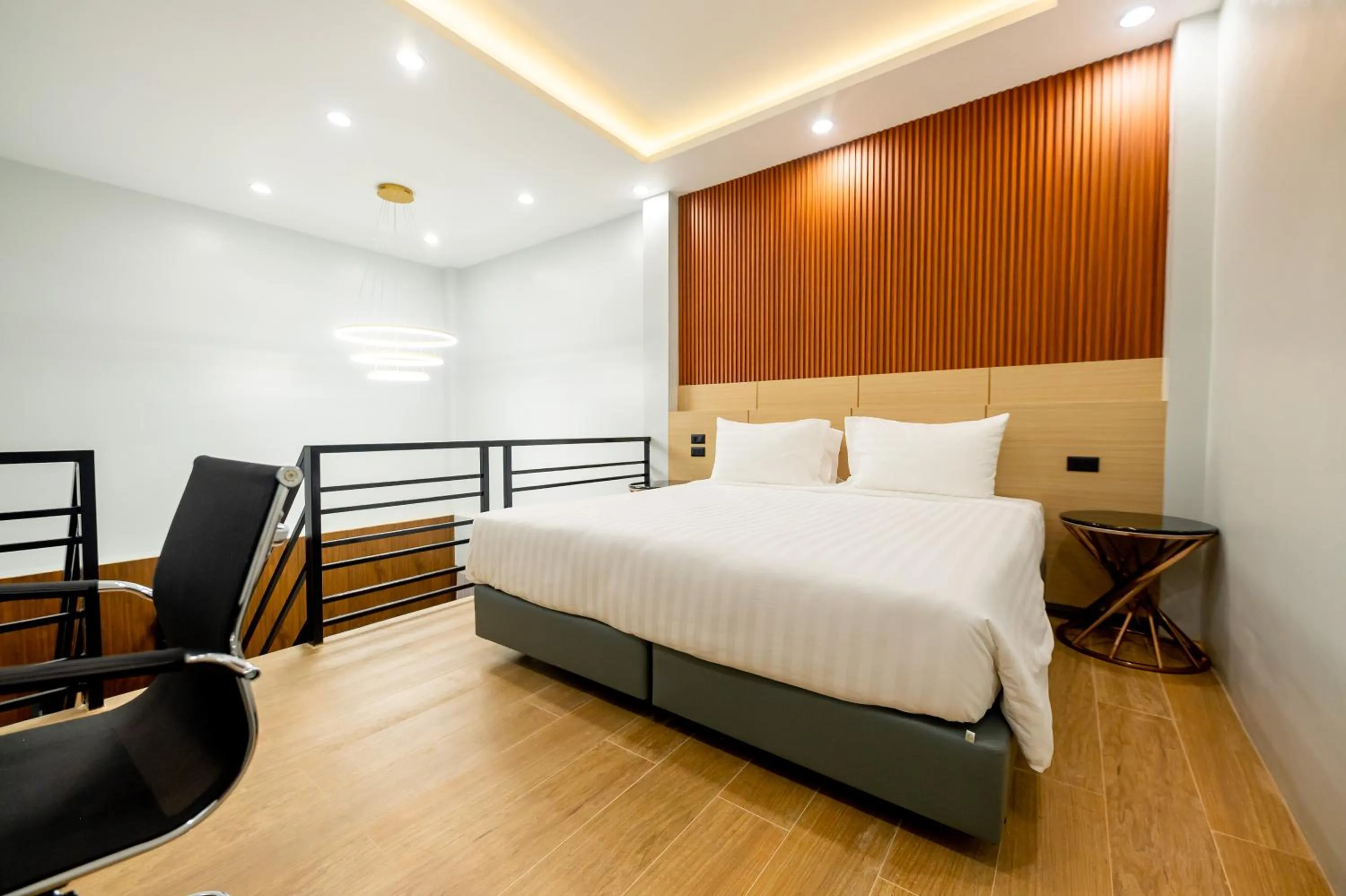 Bed in TOBEDzZ HOTEL