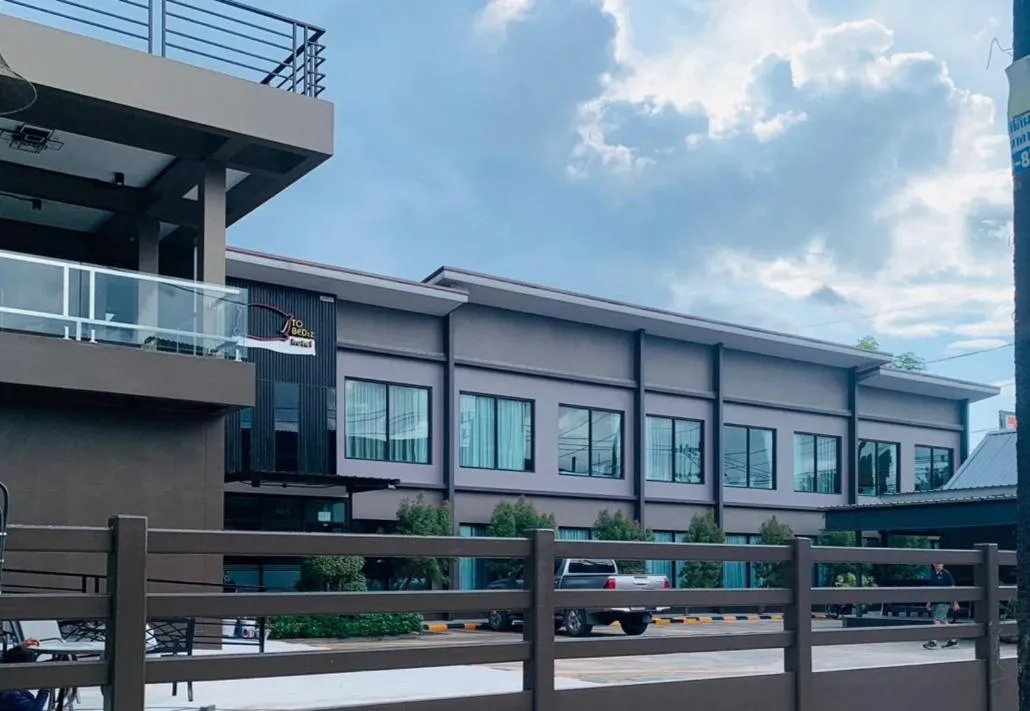 Property building in TOBEDzZ HOTEL