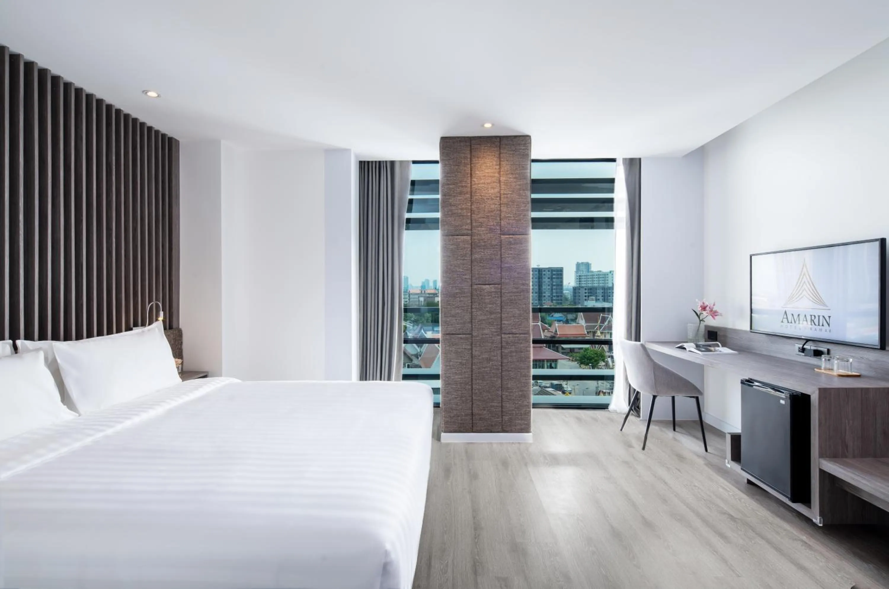 Bed in Amarin Hotel Rama 8