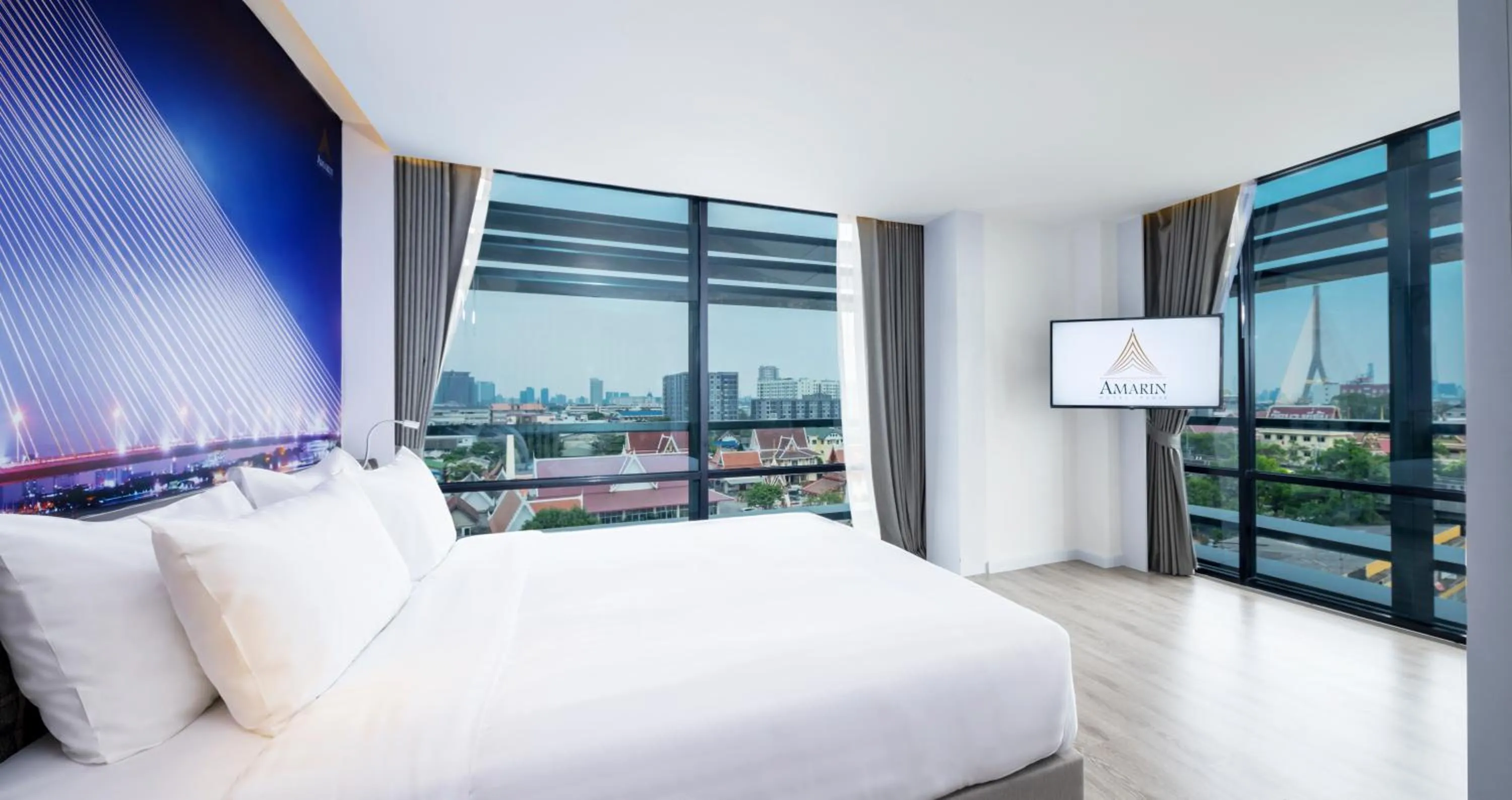 Bed in Amarin Hotel Rama 8