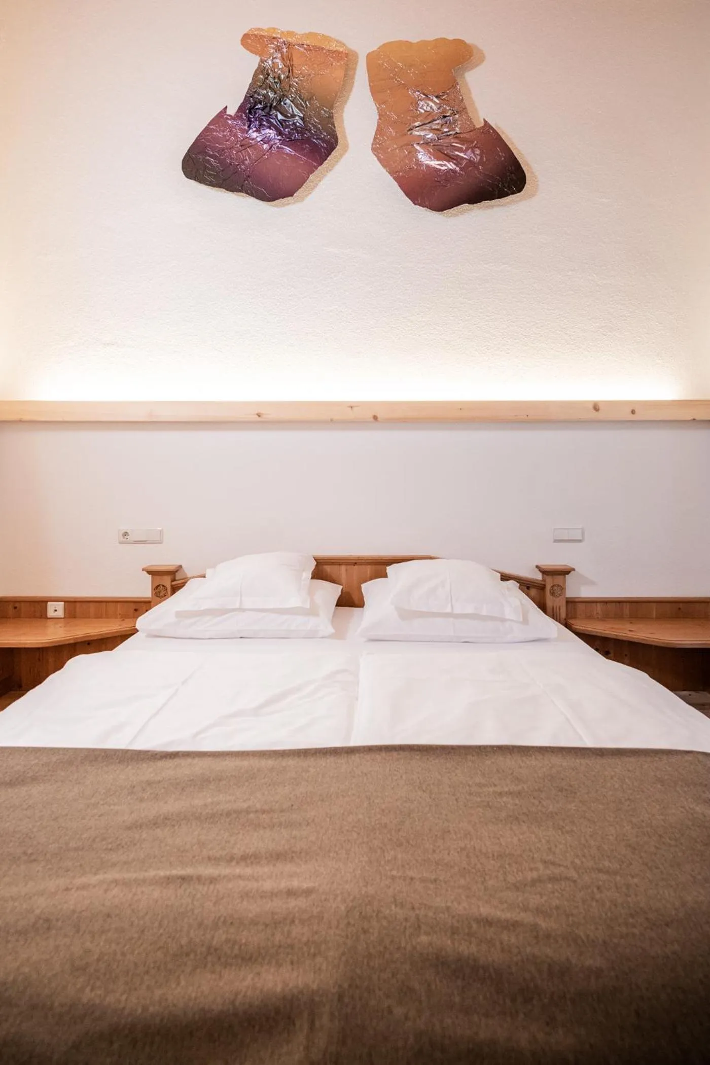 Photo of the whole room, Bed in Hotel Hurtmuehle Kronblick