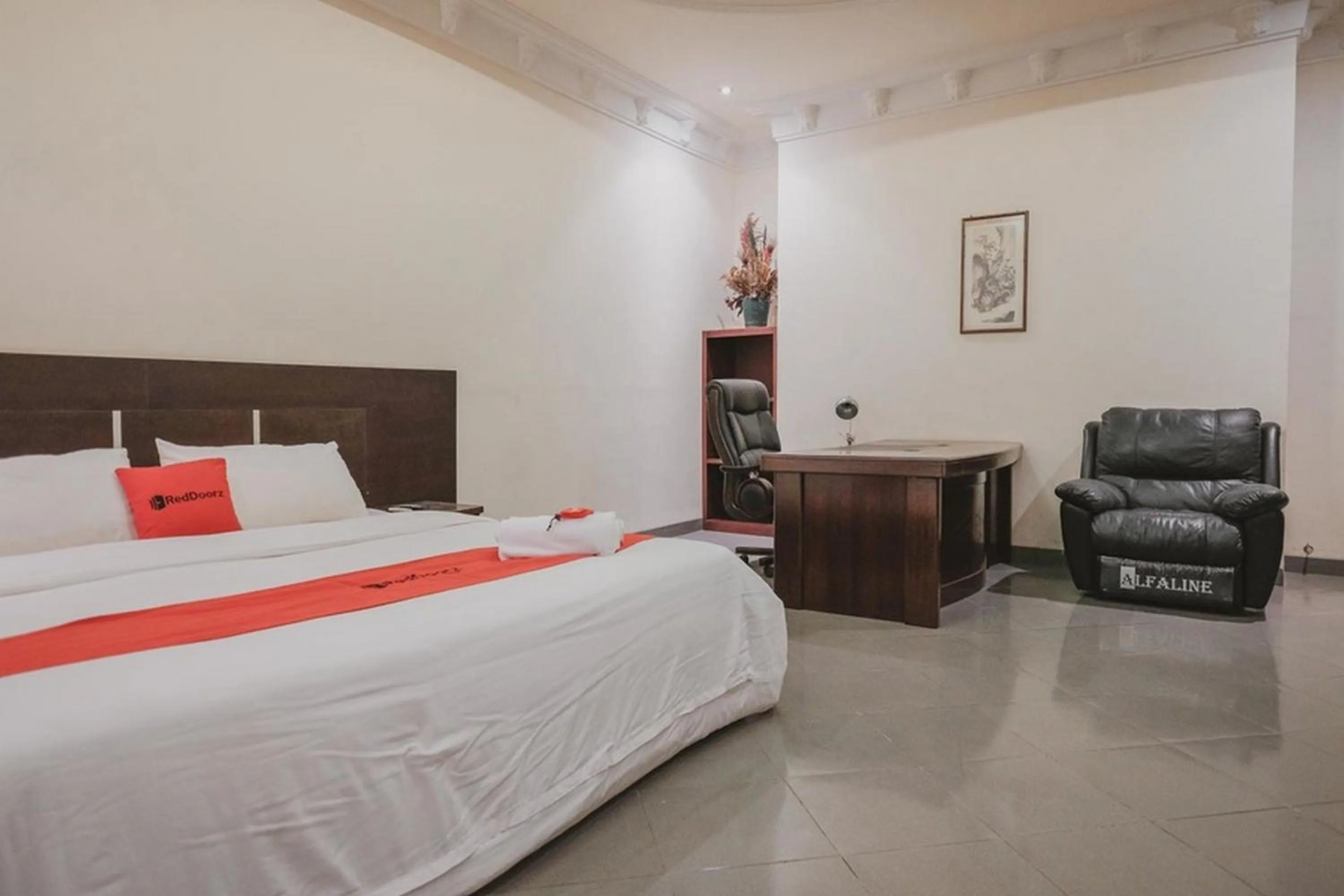 Bedroom, Bed in RedDoorz Premium @ Jalan Pal 10 Jambi