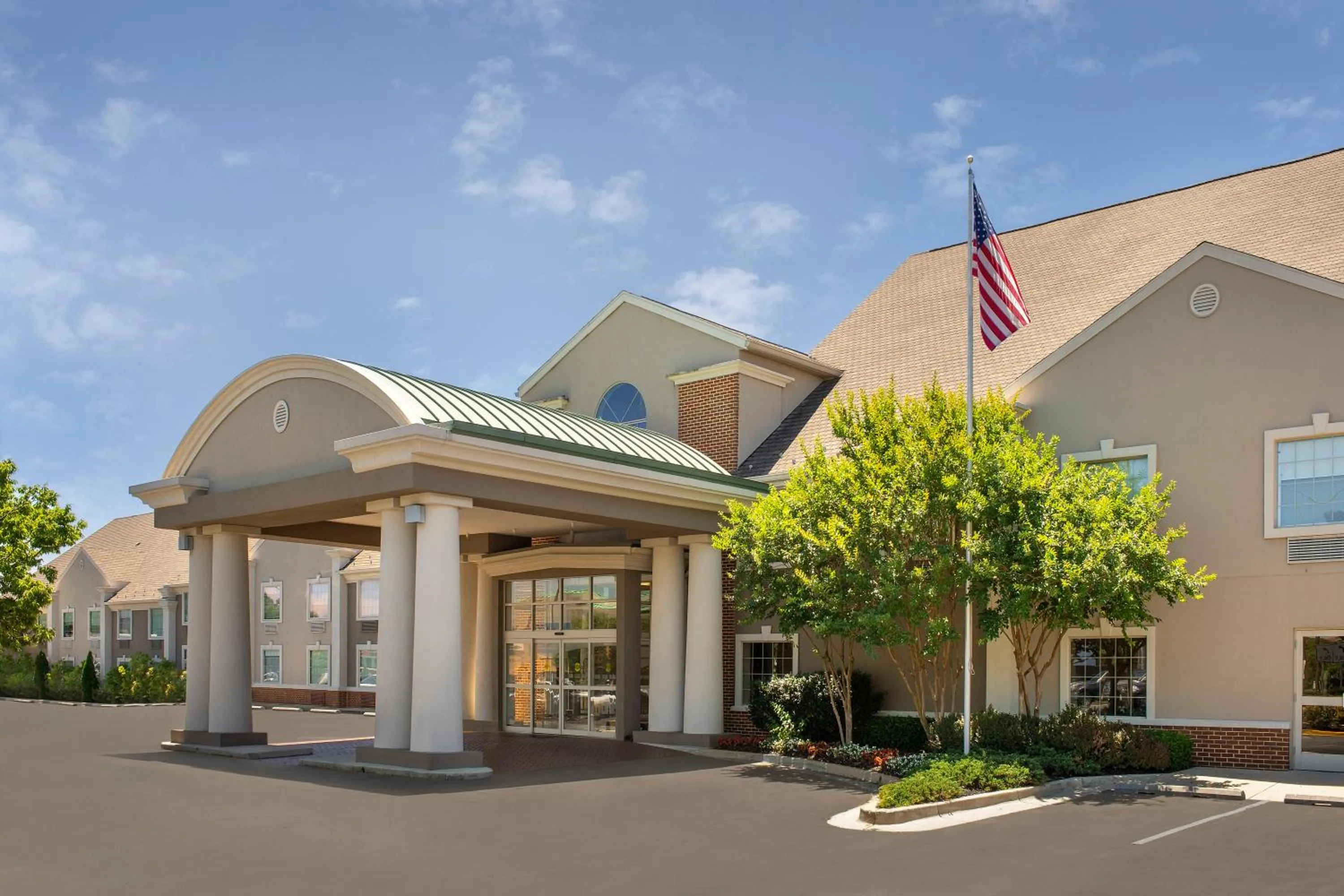 Property building in Holiday Inn Express & Suites Annapolis by IHG