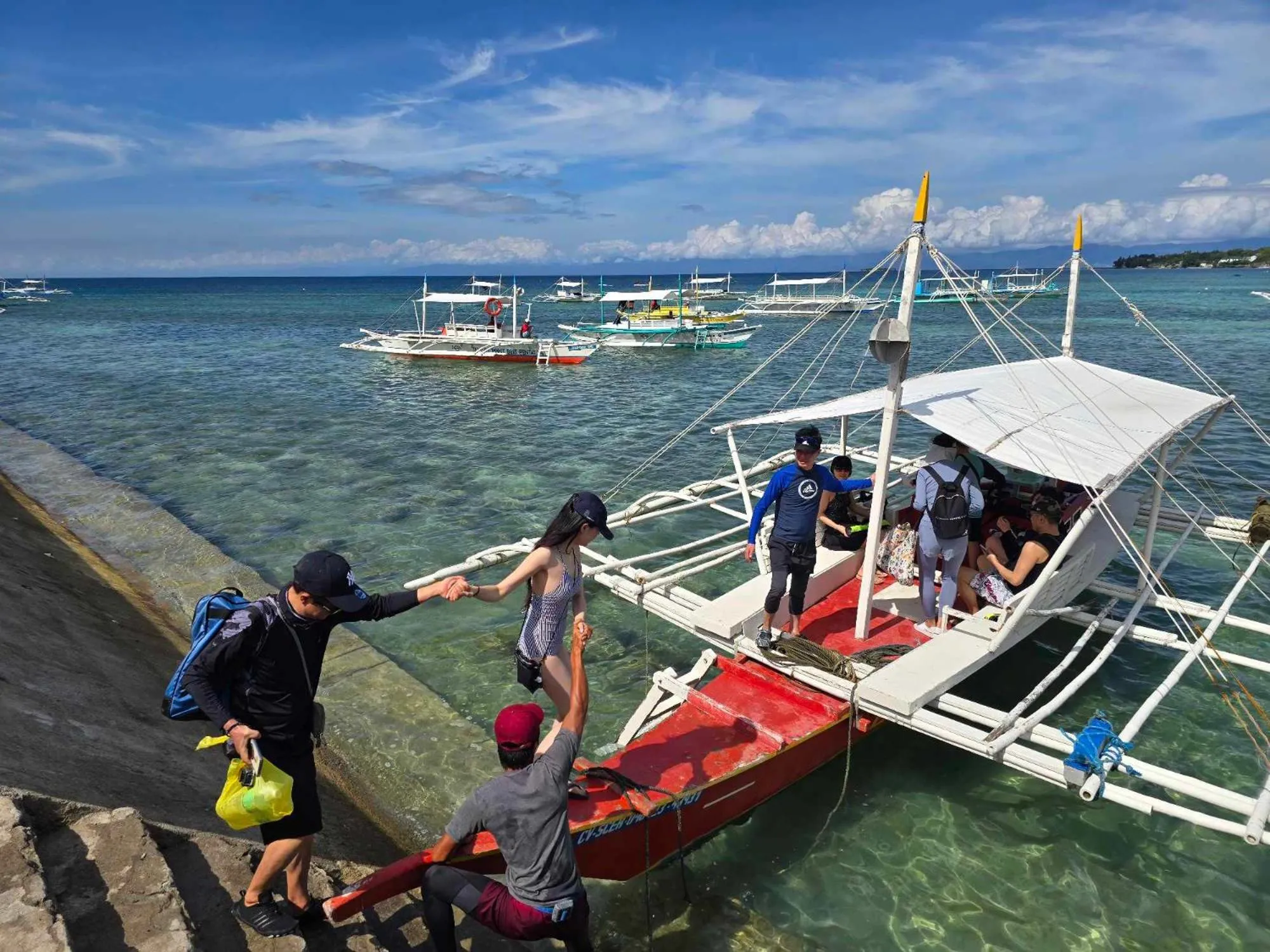 Diving in Gaja Go Dive & Inn