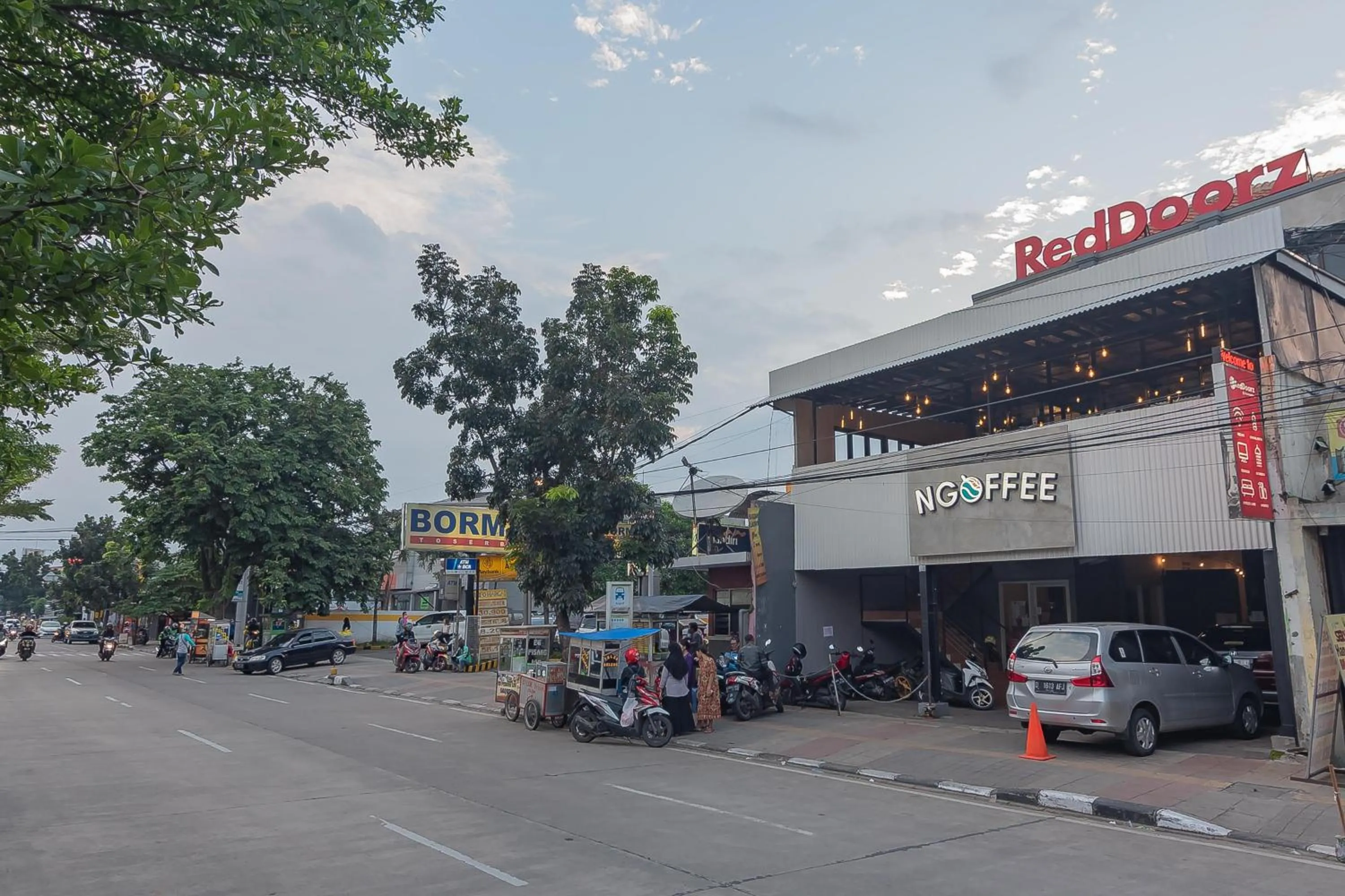 RedDoorz @ Kiaracondong