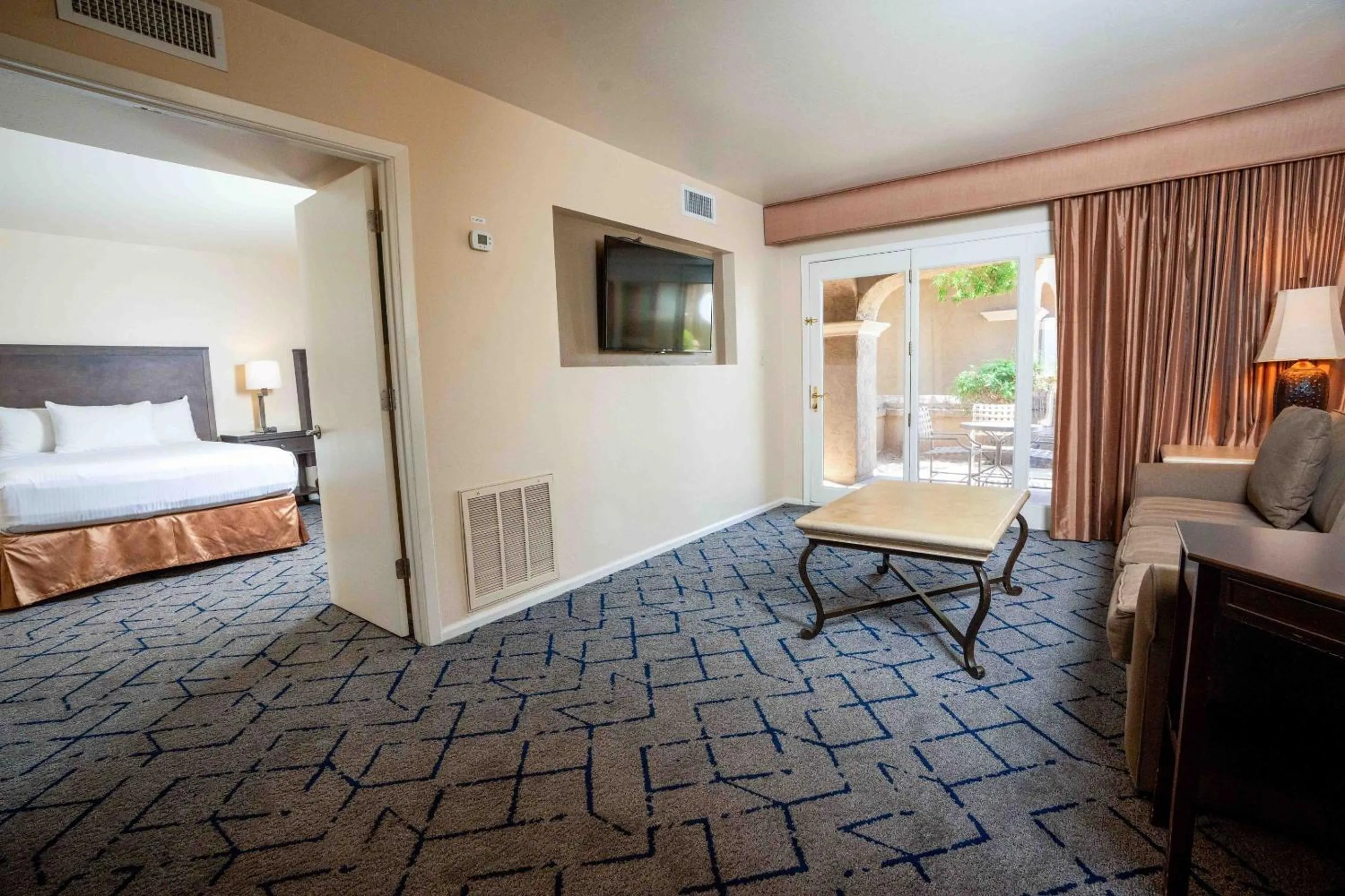 Photo of the whole room, Bed in Kimpton Miralina Resort and Villas by IHG