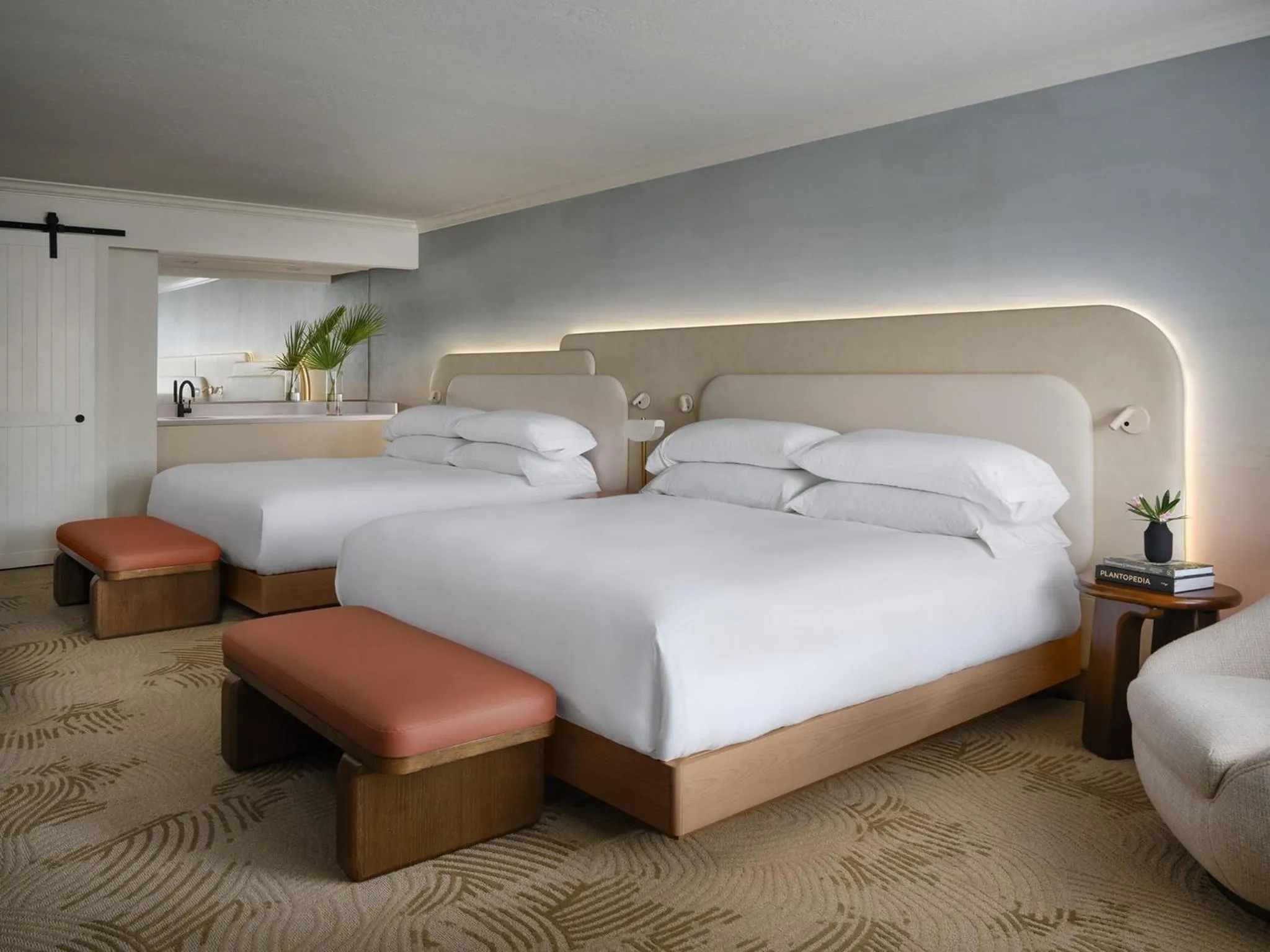 Photo of the whole room, Bed in Kimpton Miralina Resort and Villas by IHG