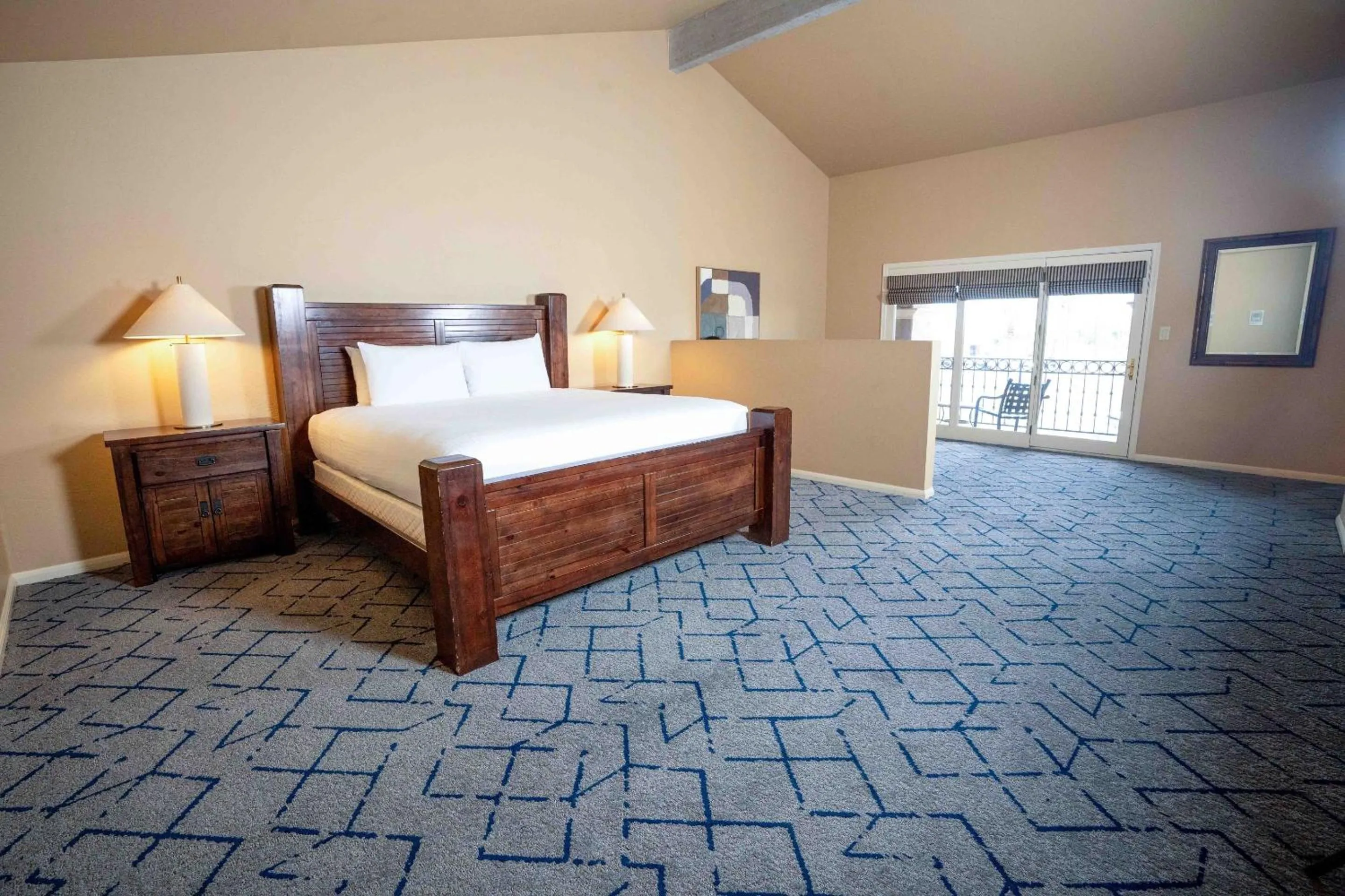 Photo of the whole room, Bed in Kimpton Miralina coming soon - Scottsdale Plaza Resort