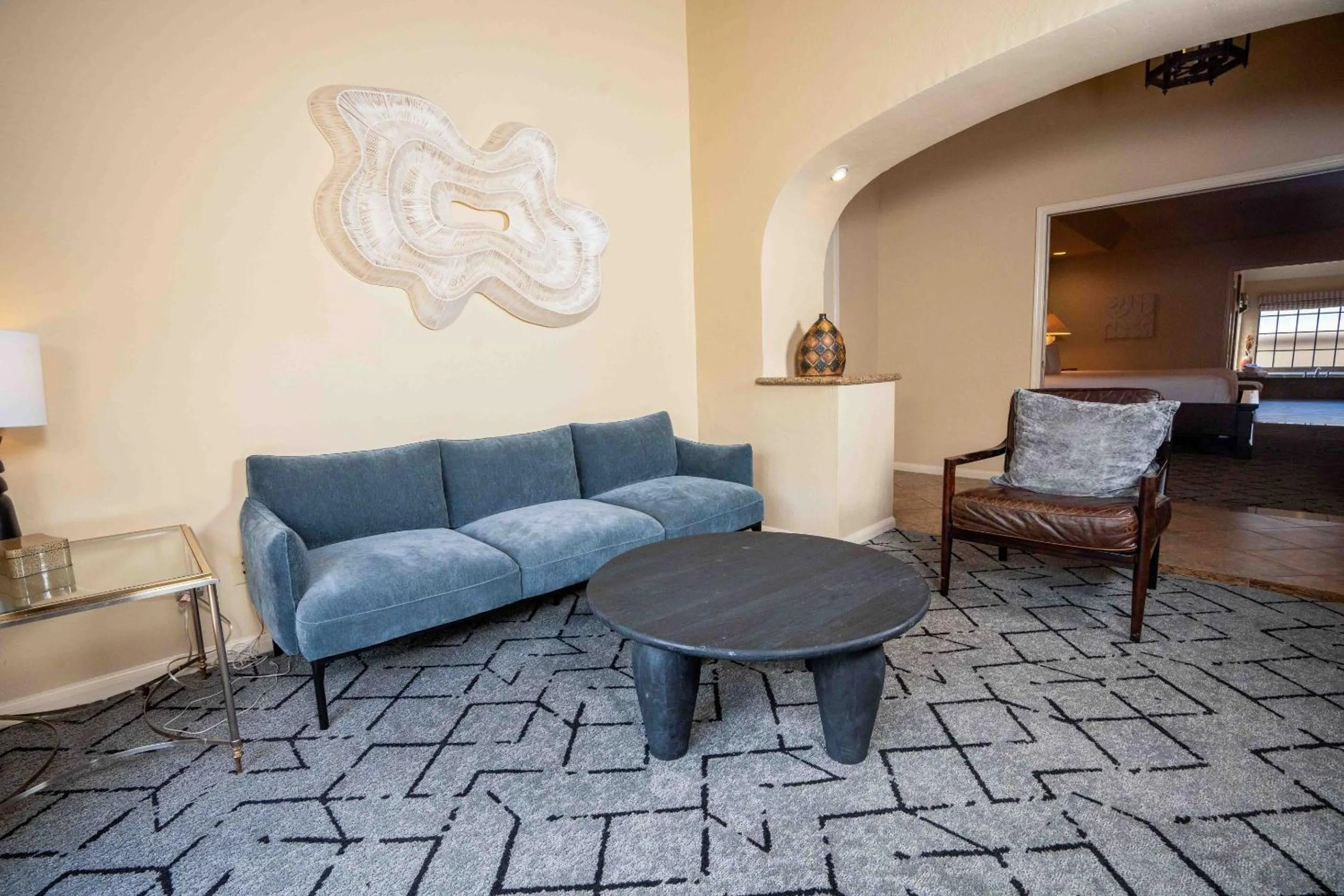 Photo of the whole room in Kimpton Miralina coming soon - Scottsdale Plaza Resort