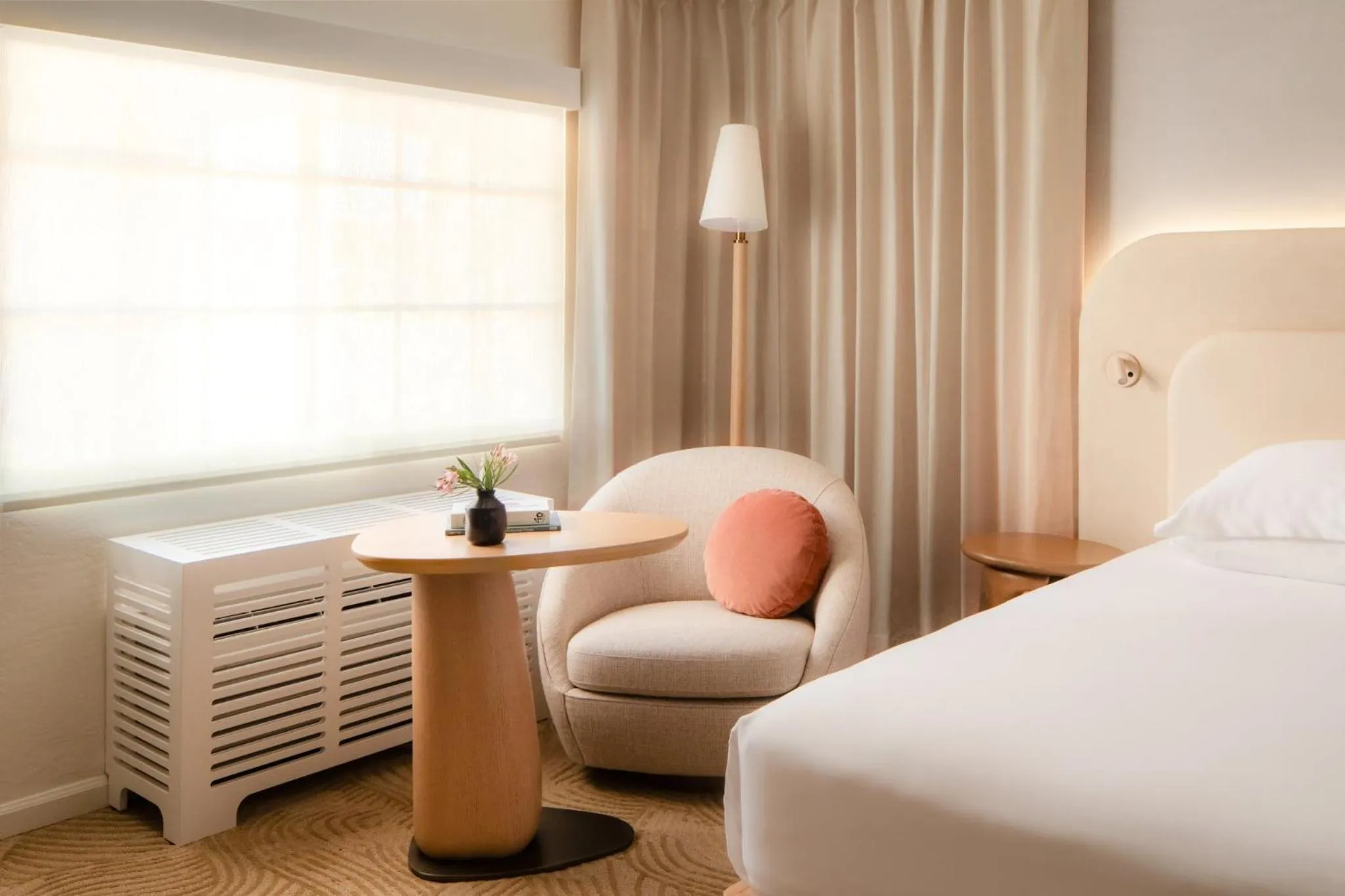 Photo of the whole room, Bed in Kimpton Miralina Resort and Villas by IHG