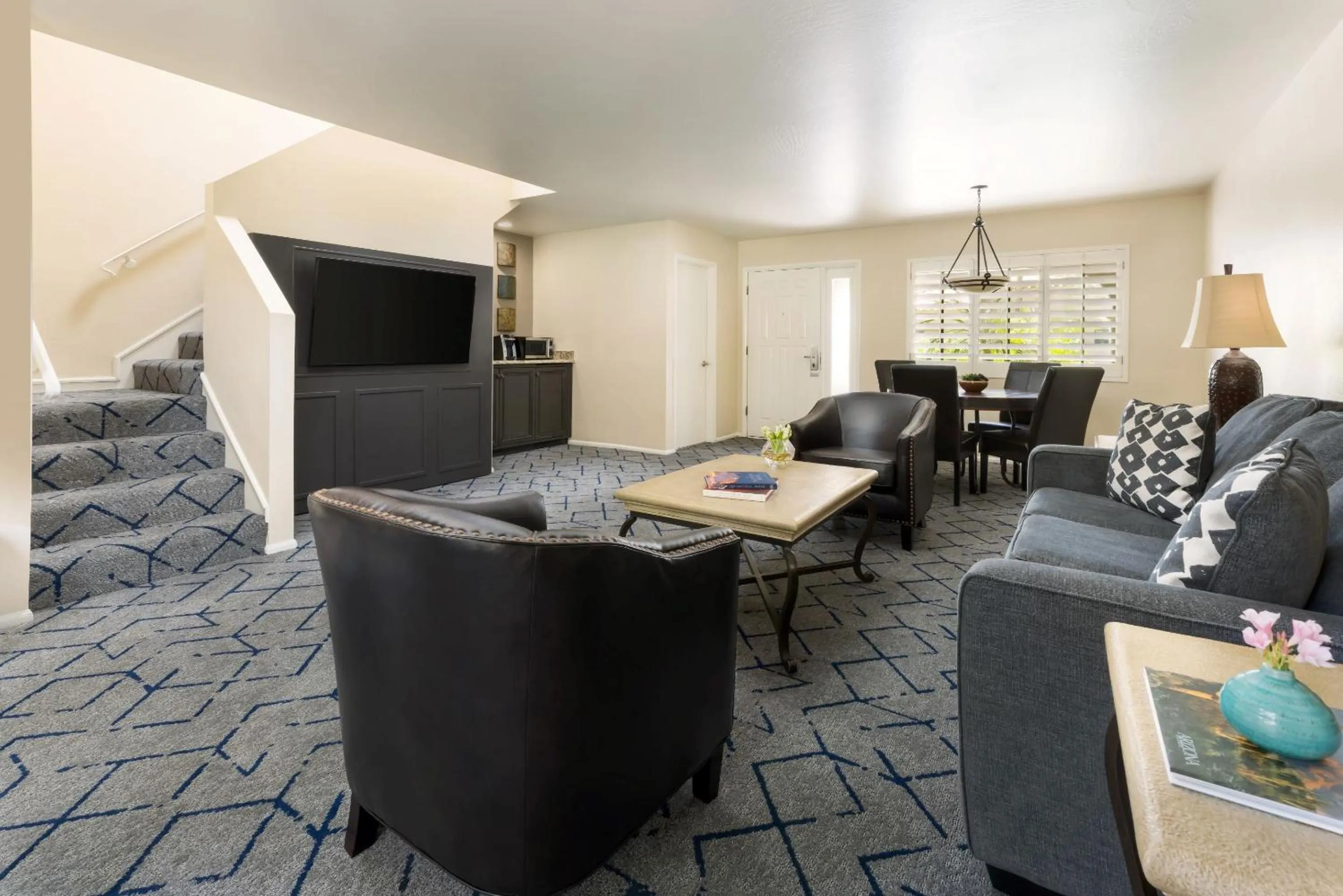 Valley Two-Story Villa with Two Queen Beds and Garden View in Kimpton Miralina coming soon - Scottsdale Plaza Resort