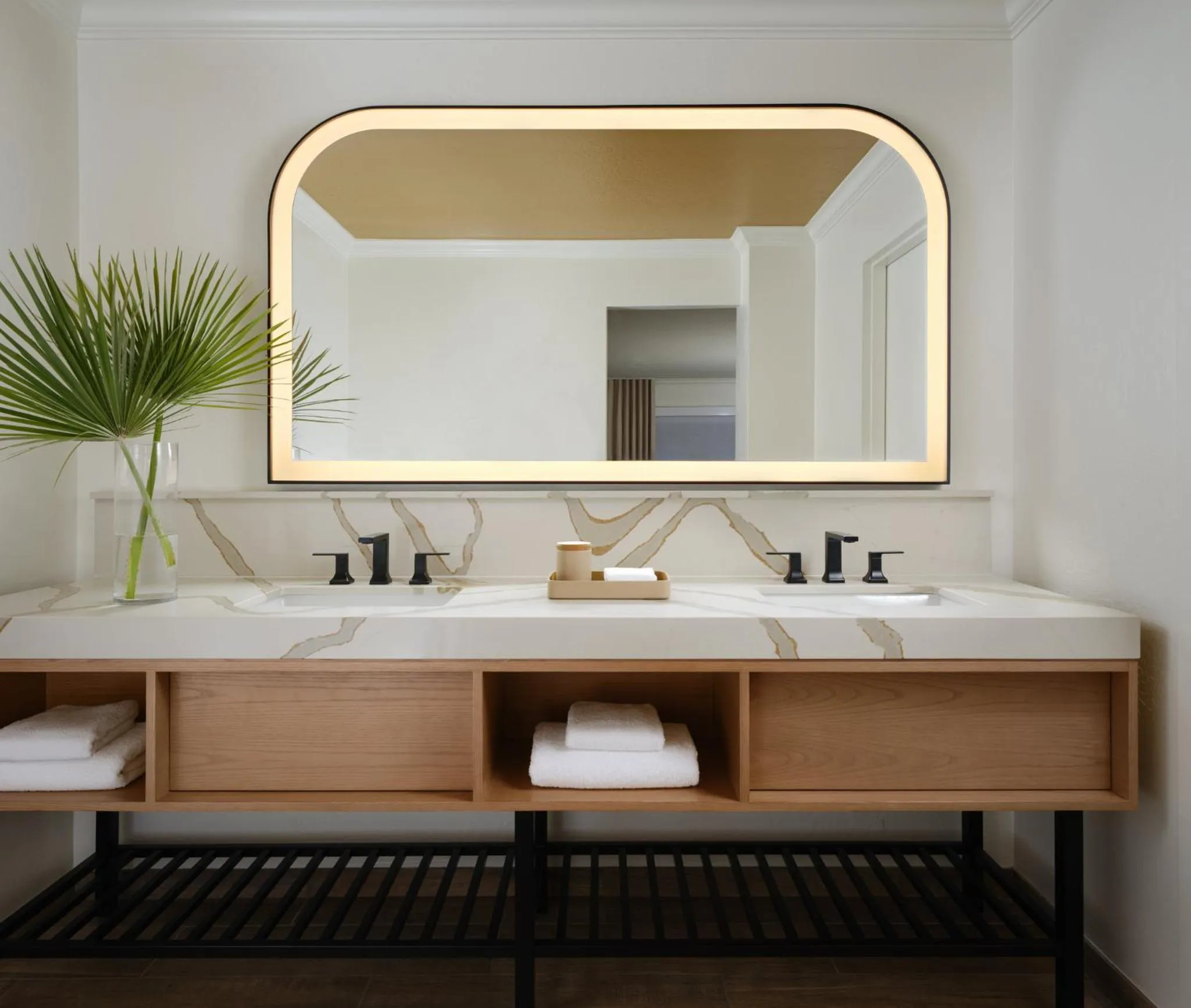 Photo of the whole room in Kimpton Miralina coming soon - Scottsdale Plaza Resort