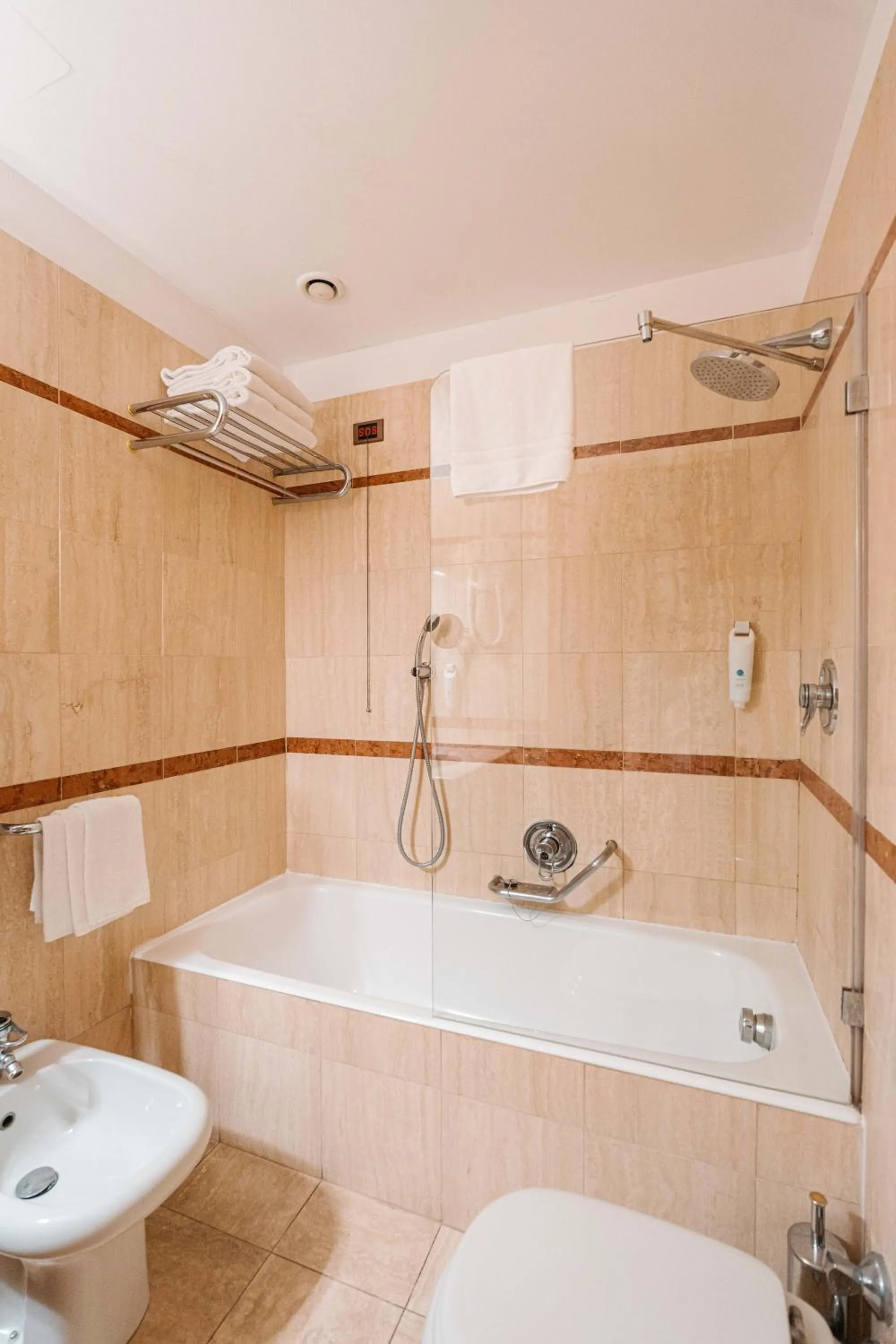 Bath in Crystal Hotel Varese