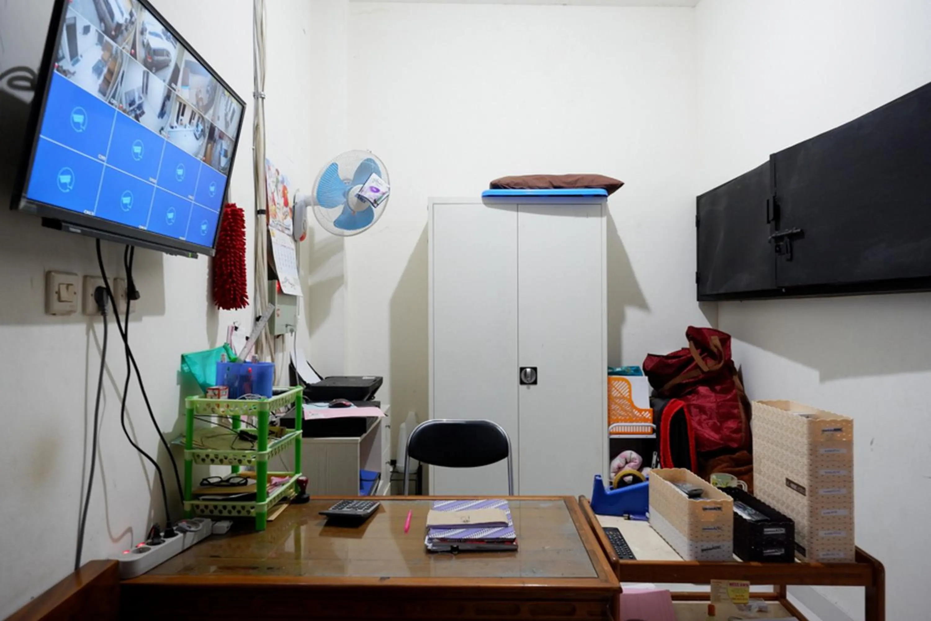 Lobby or reception in RedDoorz near Living Plaza Purwokerto