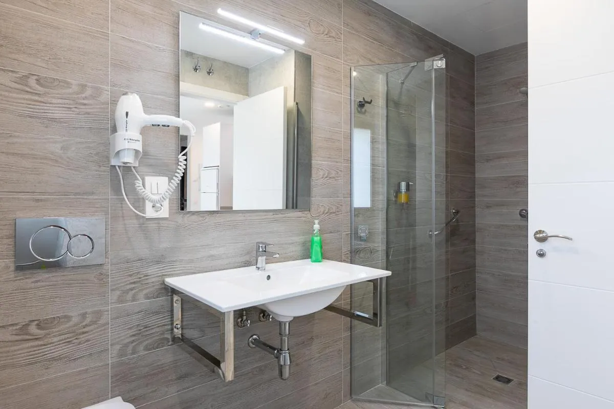 Bathroom in Apartamentos Guerrero 3