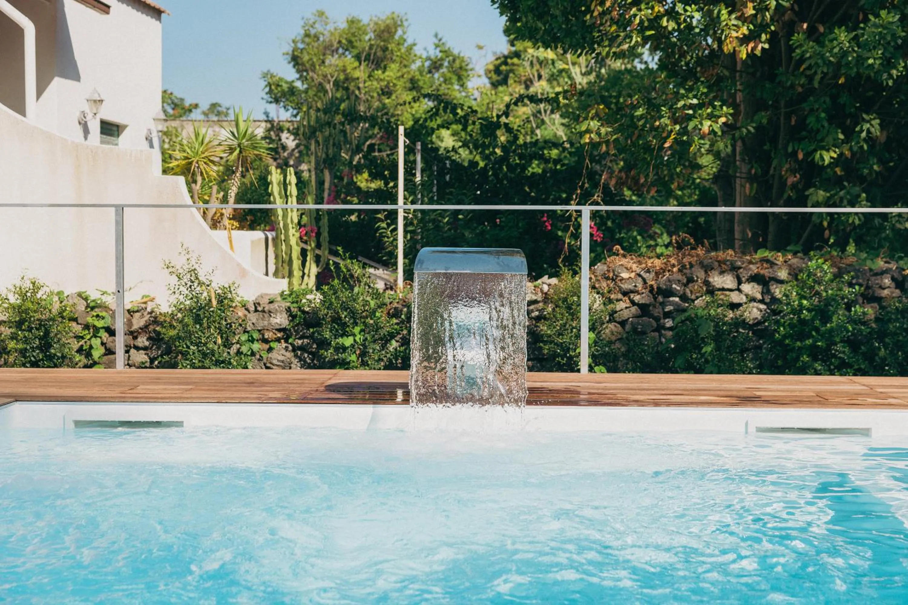 Swimming pool in Relais Corte Degli Aragonesi