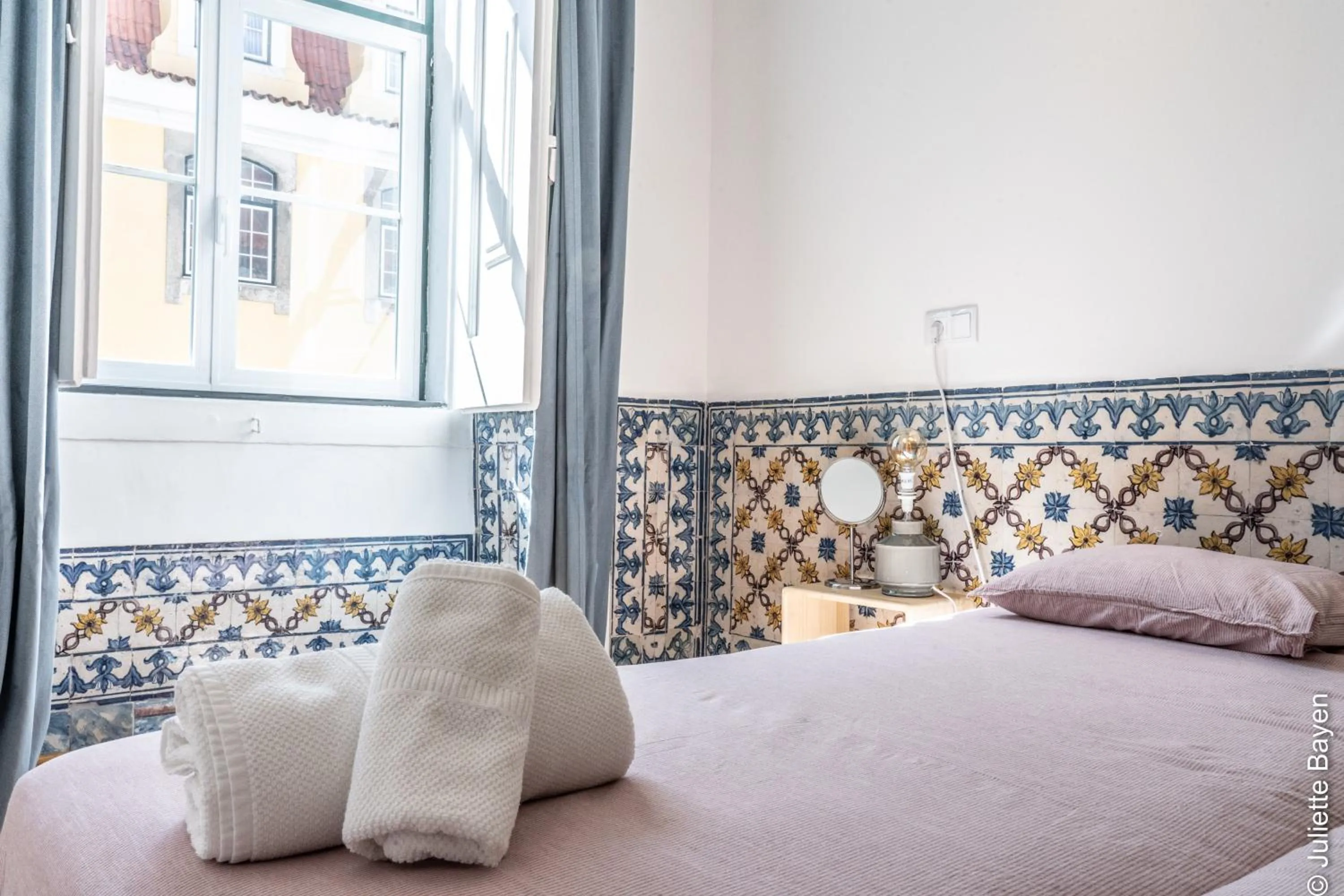 Bed in Azulejos Cais Sodré B&B