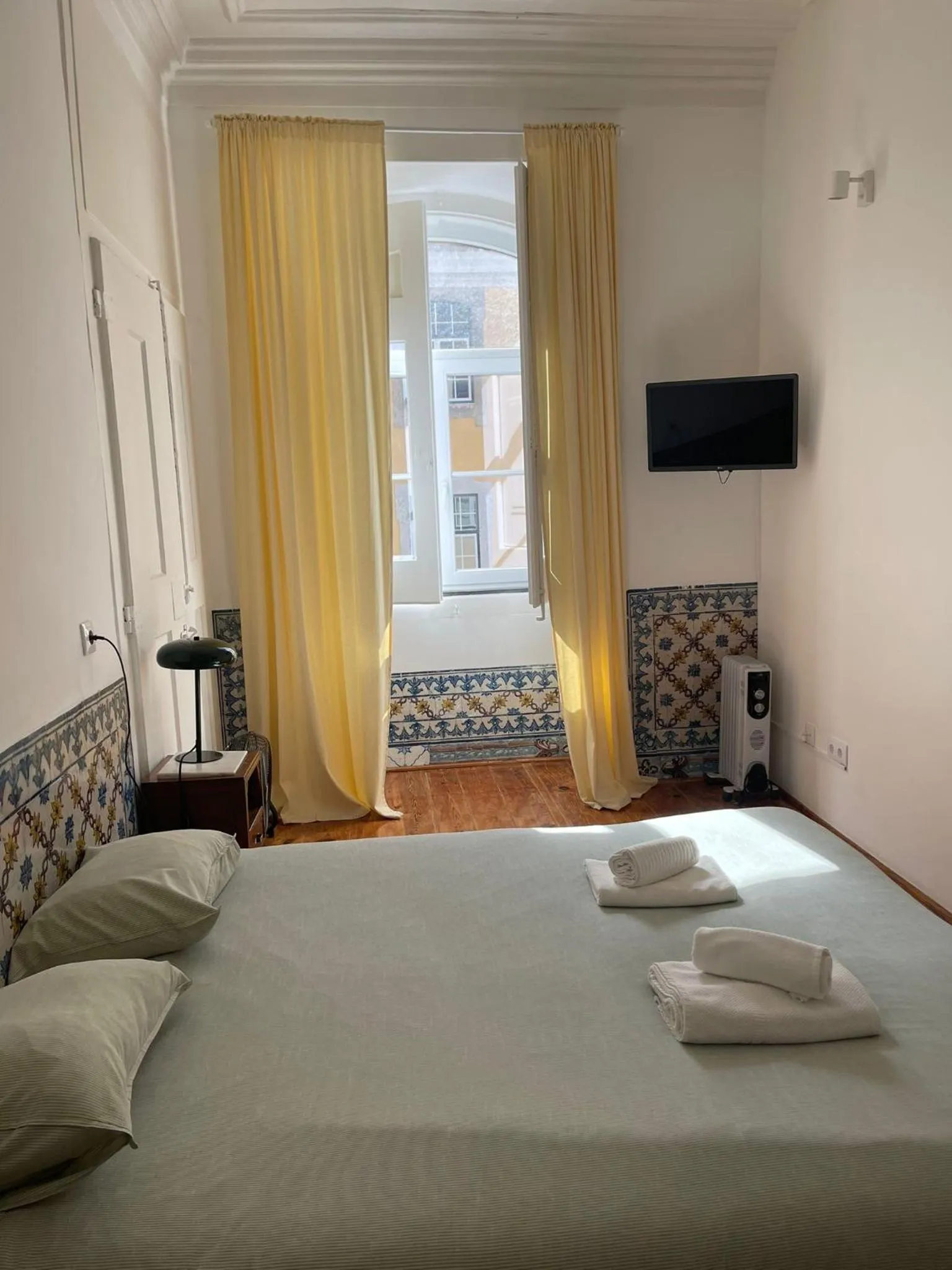 Bed in Azulejos Cais Sodré B&B