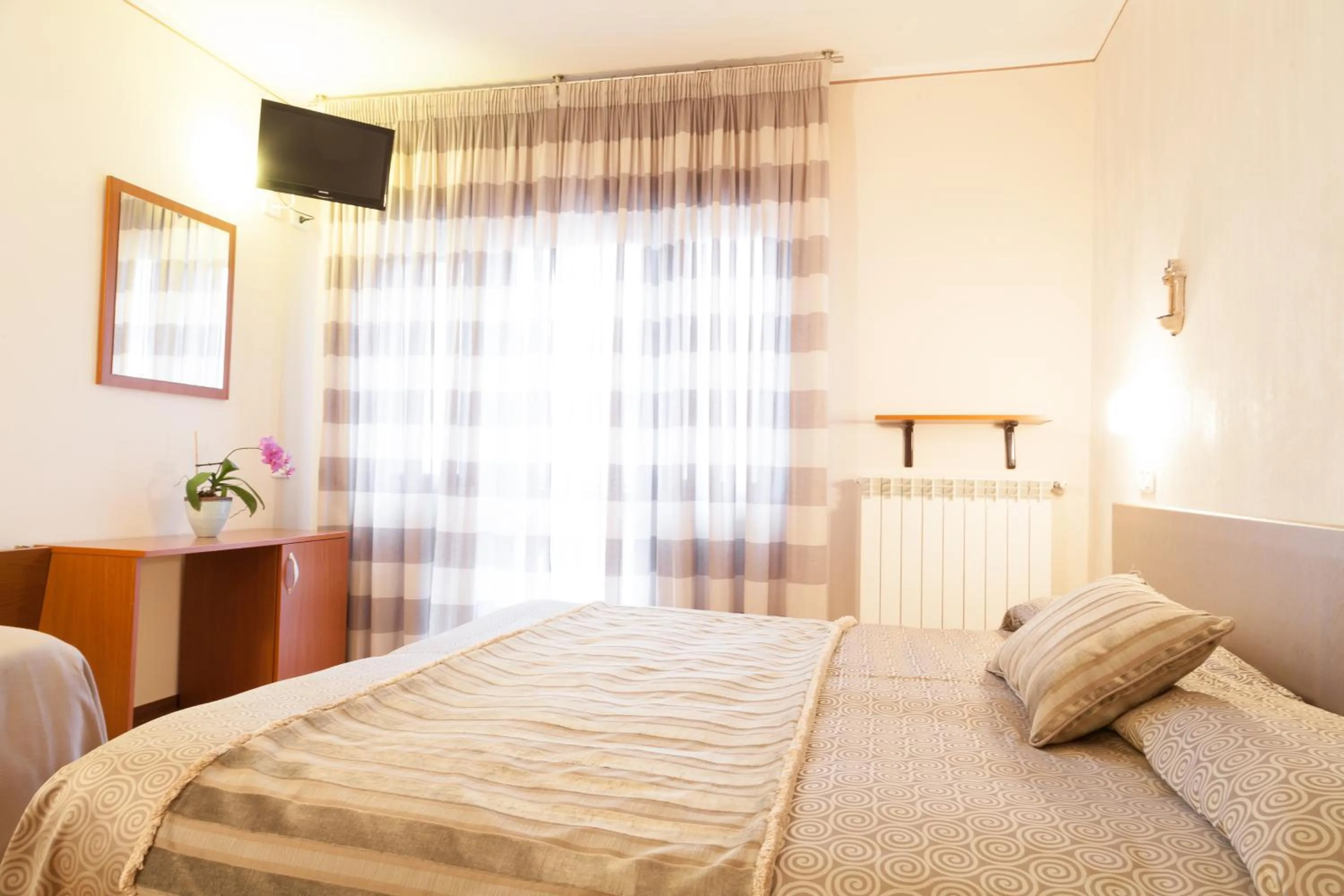 Photo of the whole room, Bed in Hotel Fabbrini