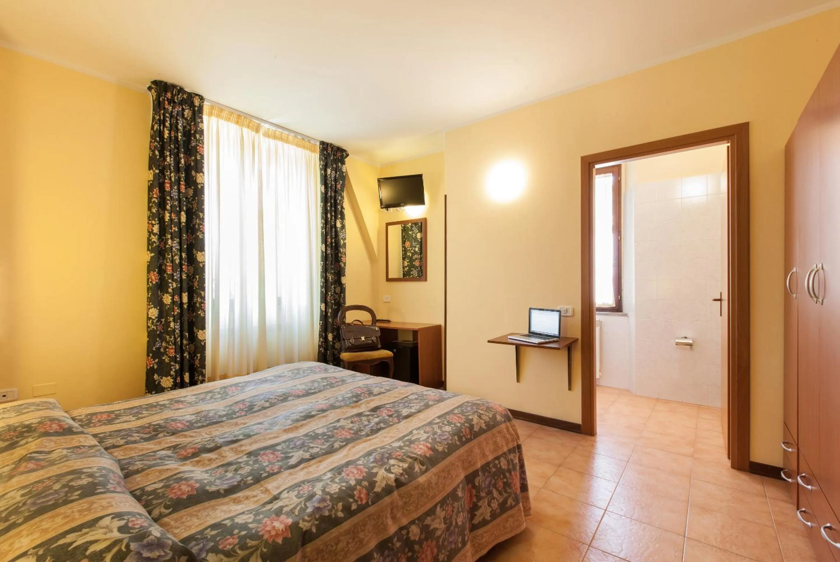 Photo of the whole room, Bed in Hotel Fabbrini