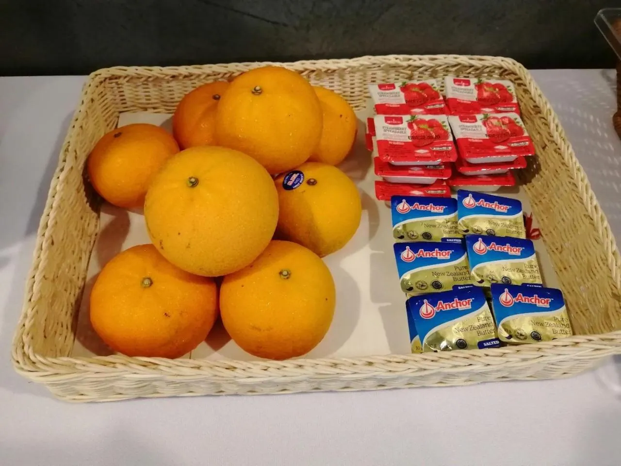 Restaurant/places to eat in Lampang Residence