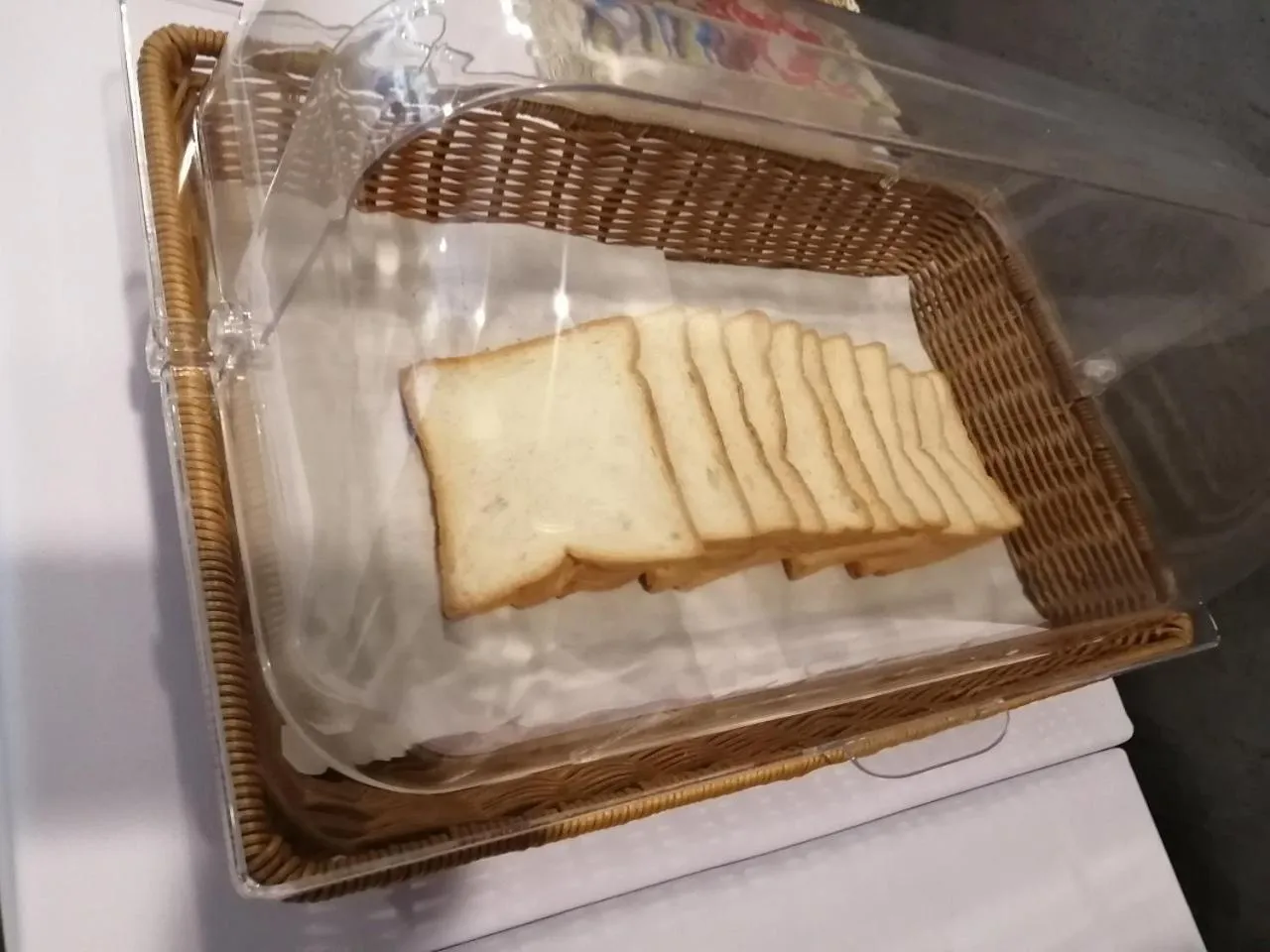 Restaurant/places to eat in Lampang Residence