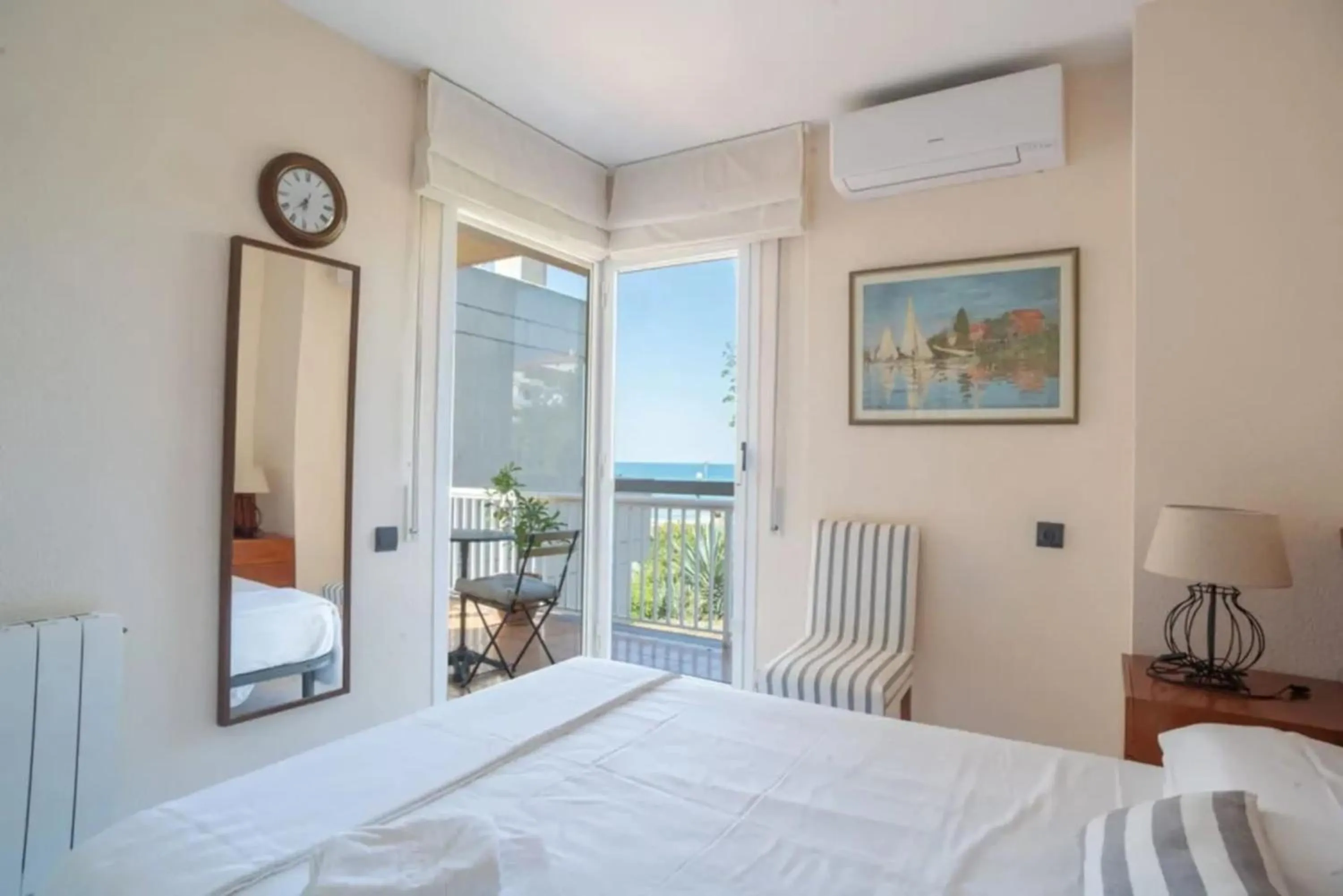Photo of the whole room, Bed in Comfortable House in Sitges with Shared Pool