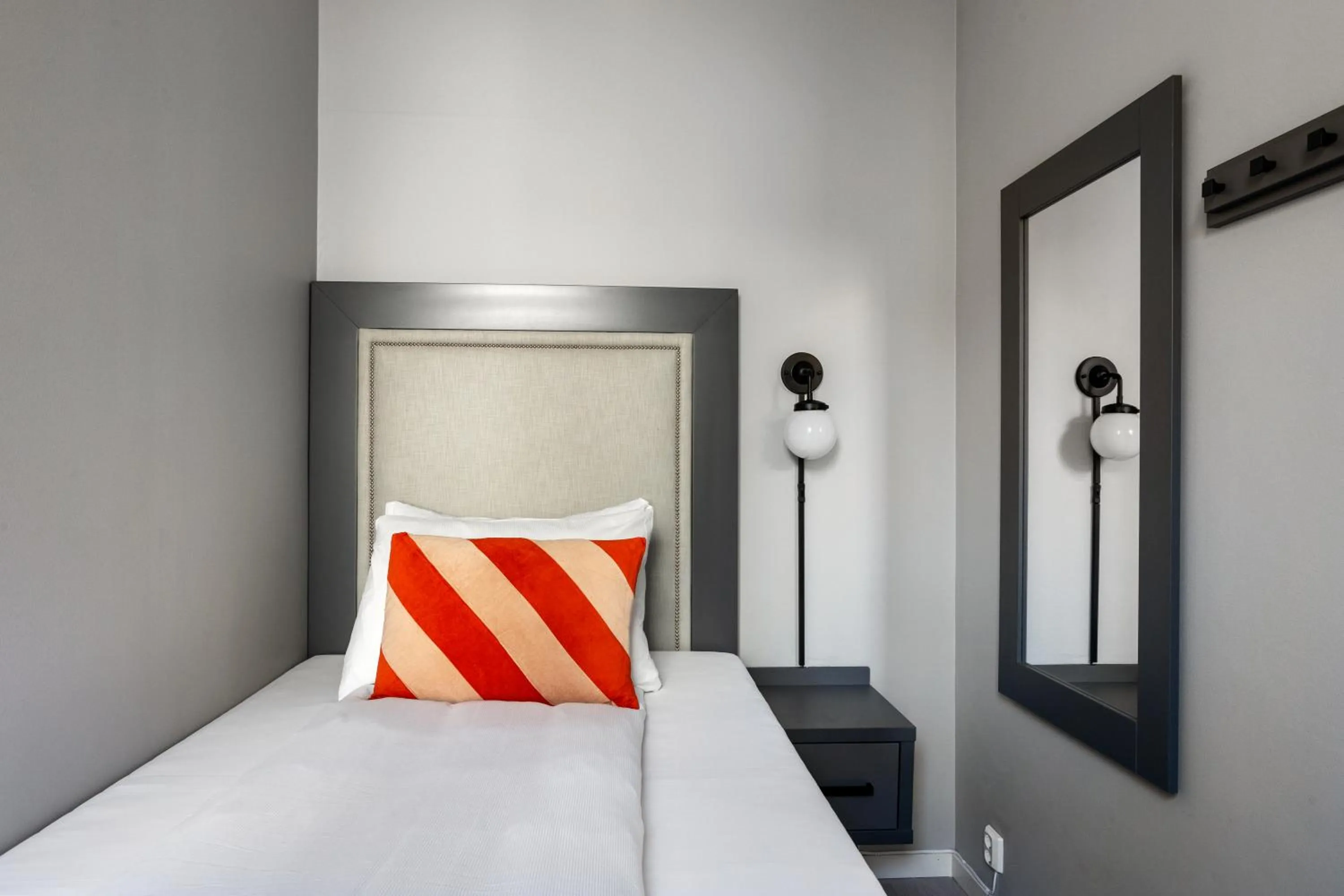 Bedroom, Bed in Numa Oslo Topp