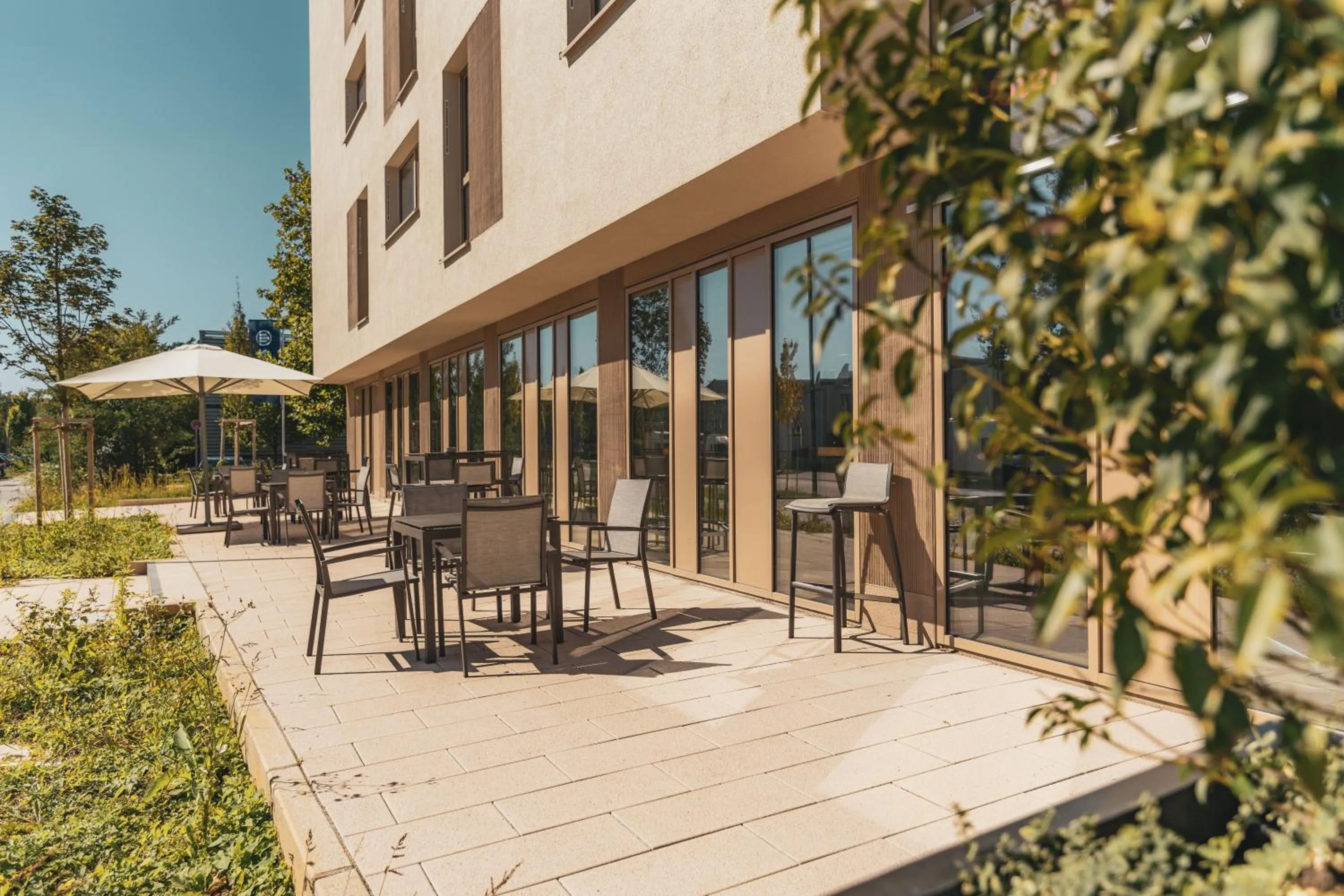 Property building in MASEVEN München Messe Dornach