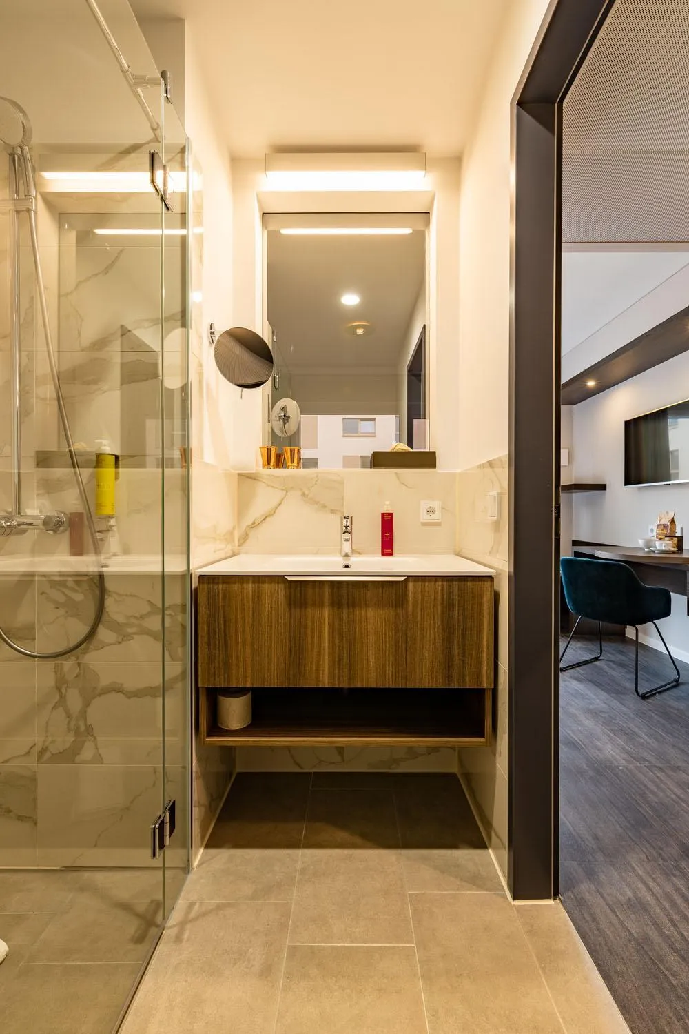 Bathroom in MASEVEN München Messe Dornach