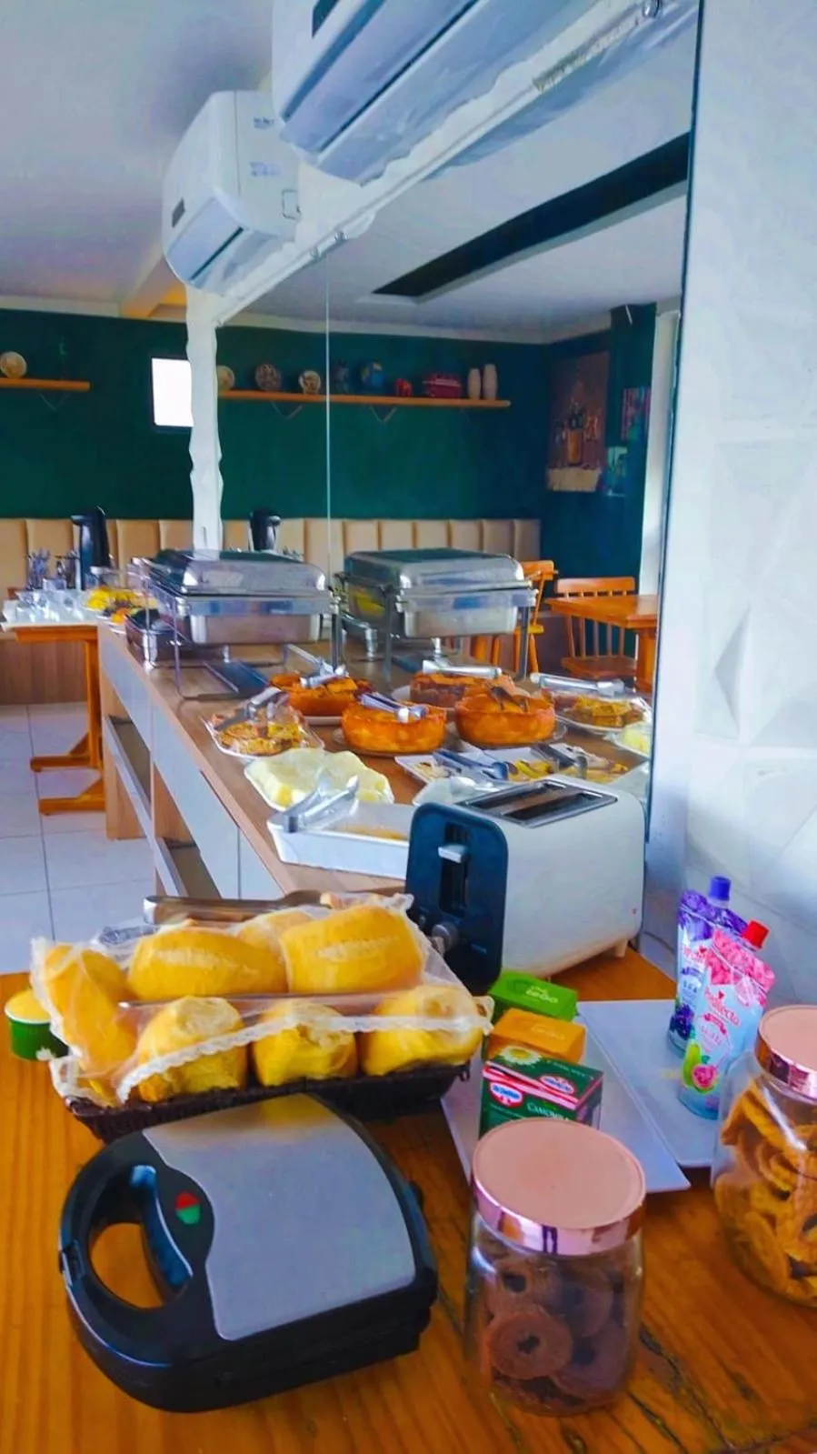 Restaurant/places to eat in Murano Center Hotel