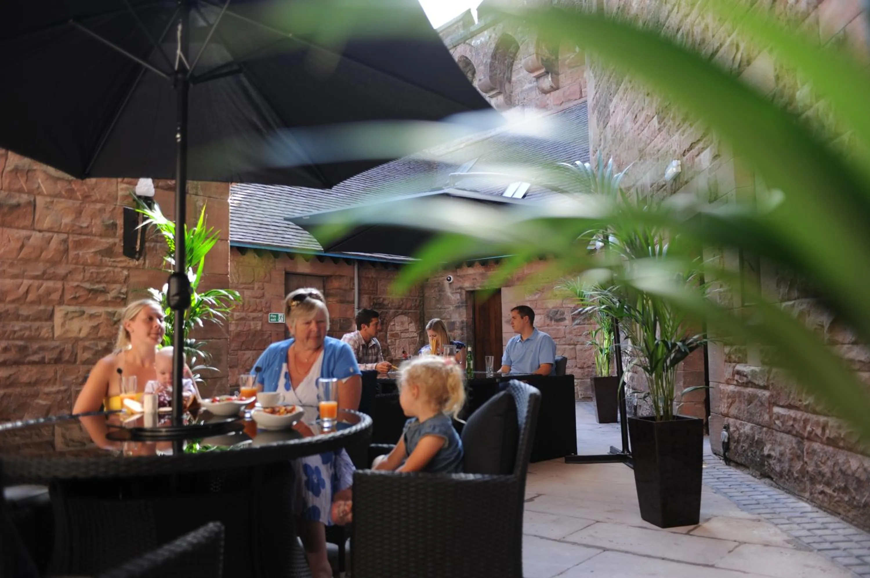 Restaurant/places to eat in Peckforton Castle