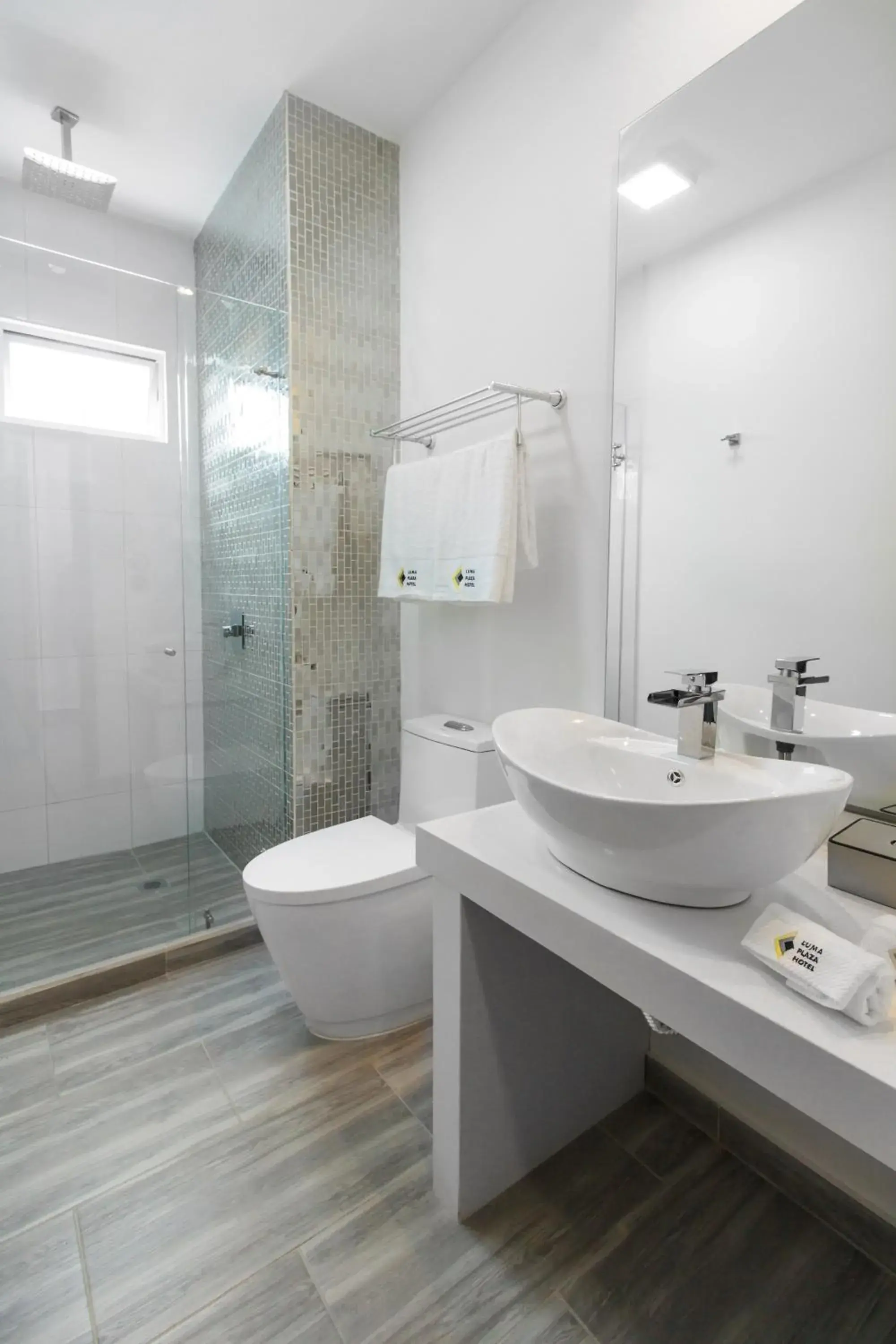 Deluxe Quadruple Room in Luma Plaza Hotel Deluxe Quadruple Room in Luma Plaza Hotel