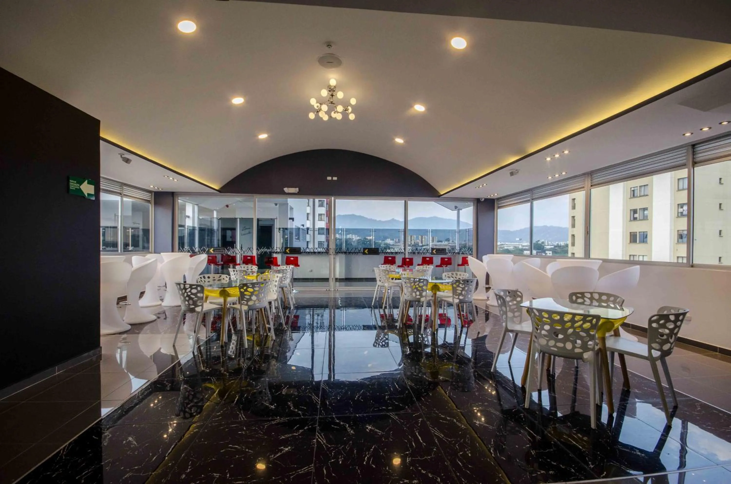 Balcony/Terrace in Luma Plaza Hotel