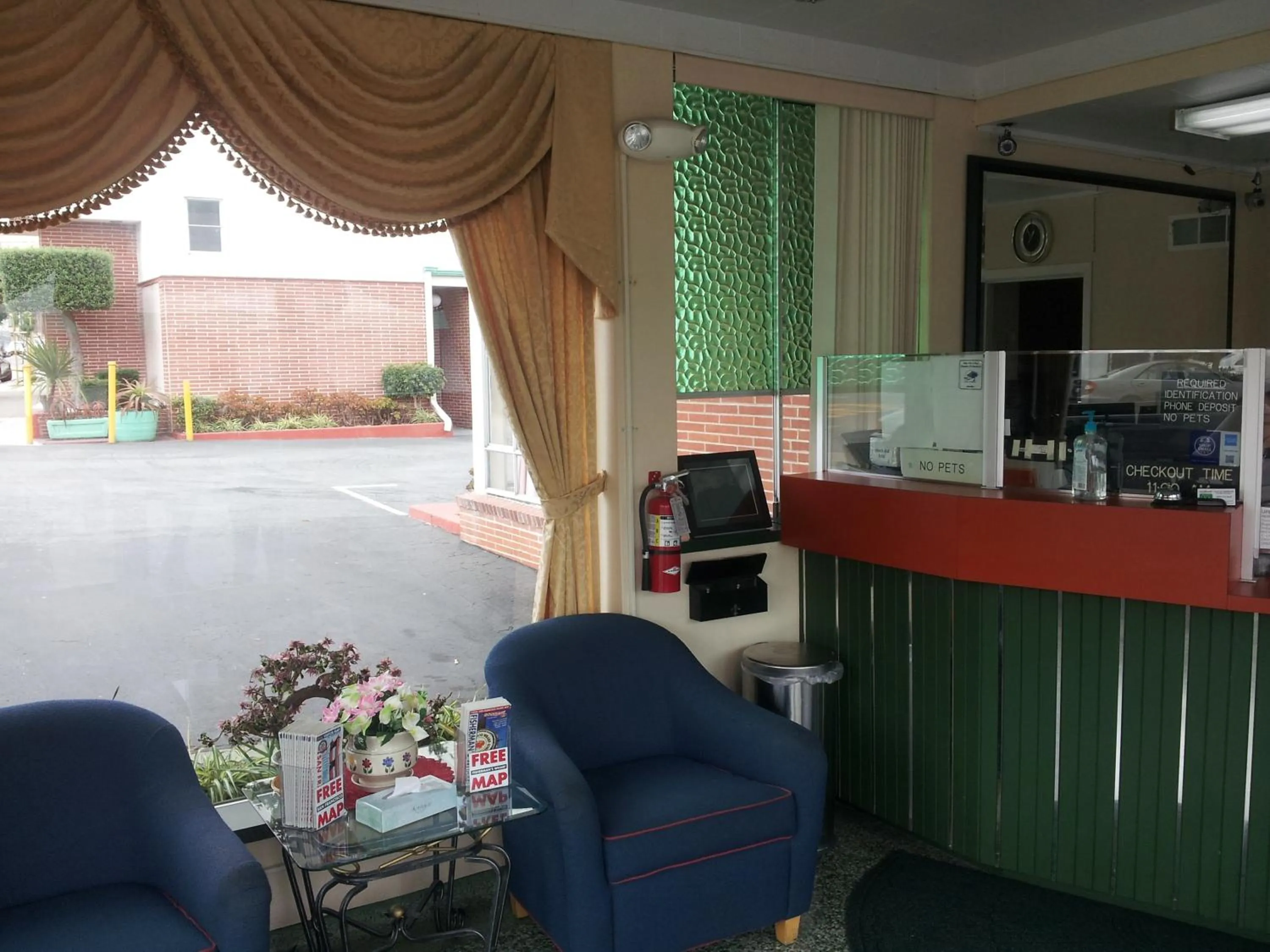 Lobby or reception, Seating Area in Mission Inn