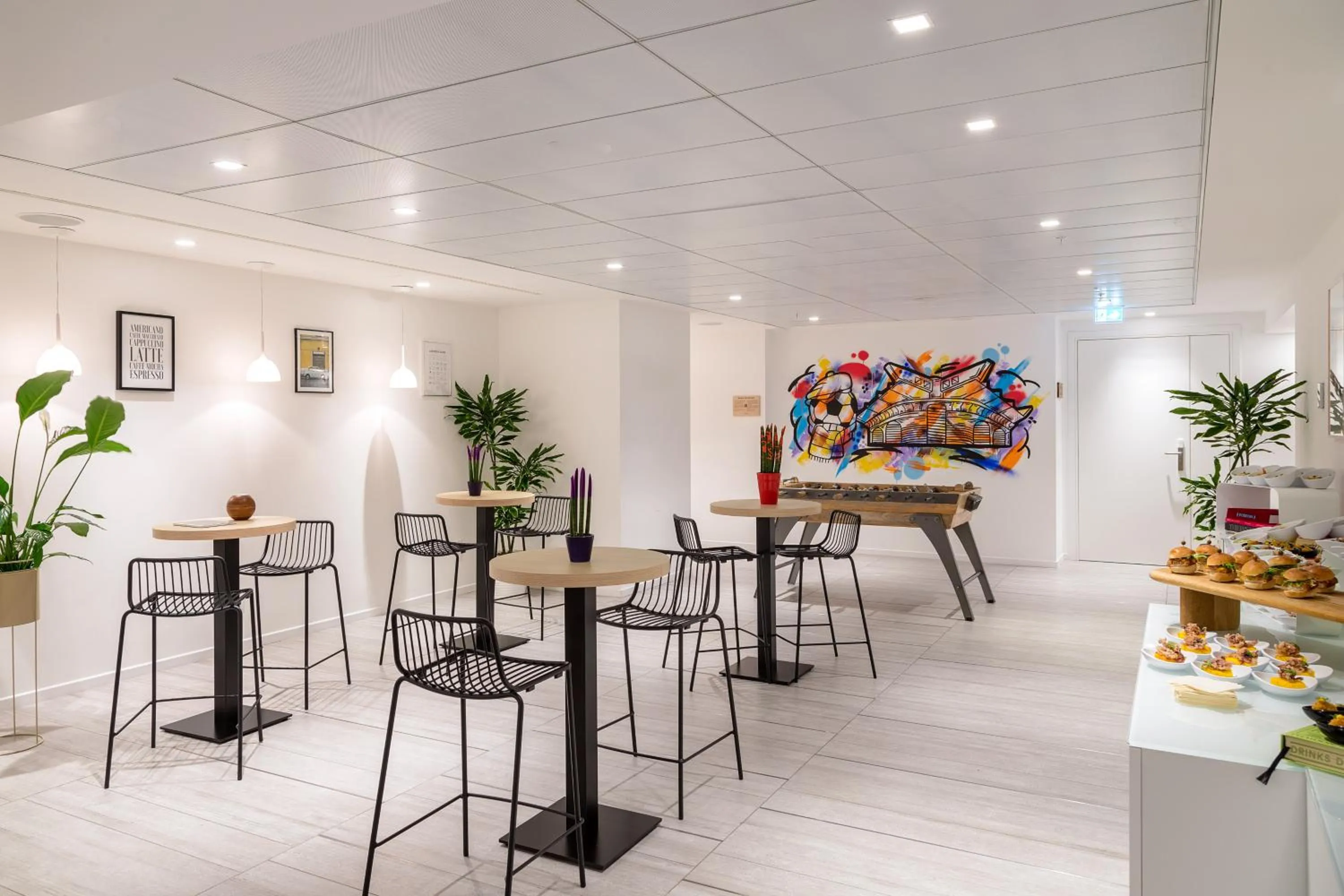 Breakfast in INNSiDE by Meliá Milano Torre GalFa