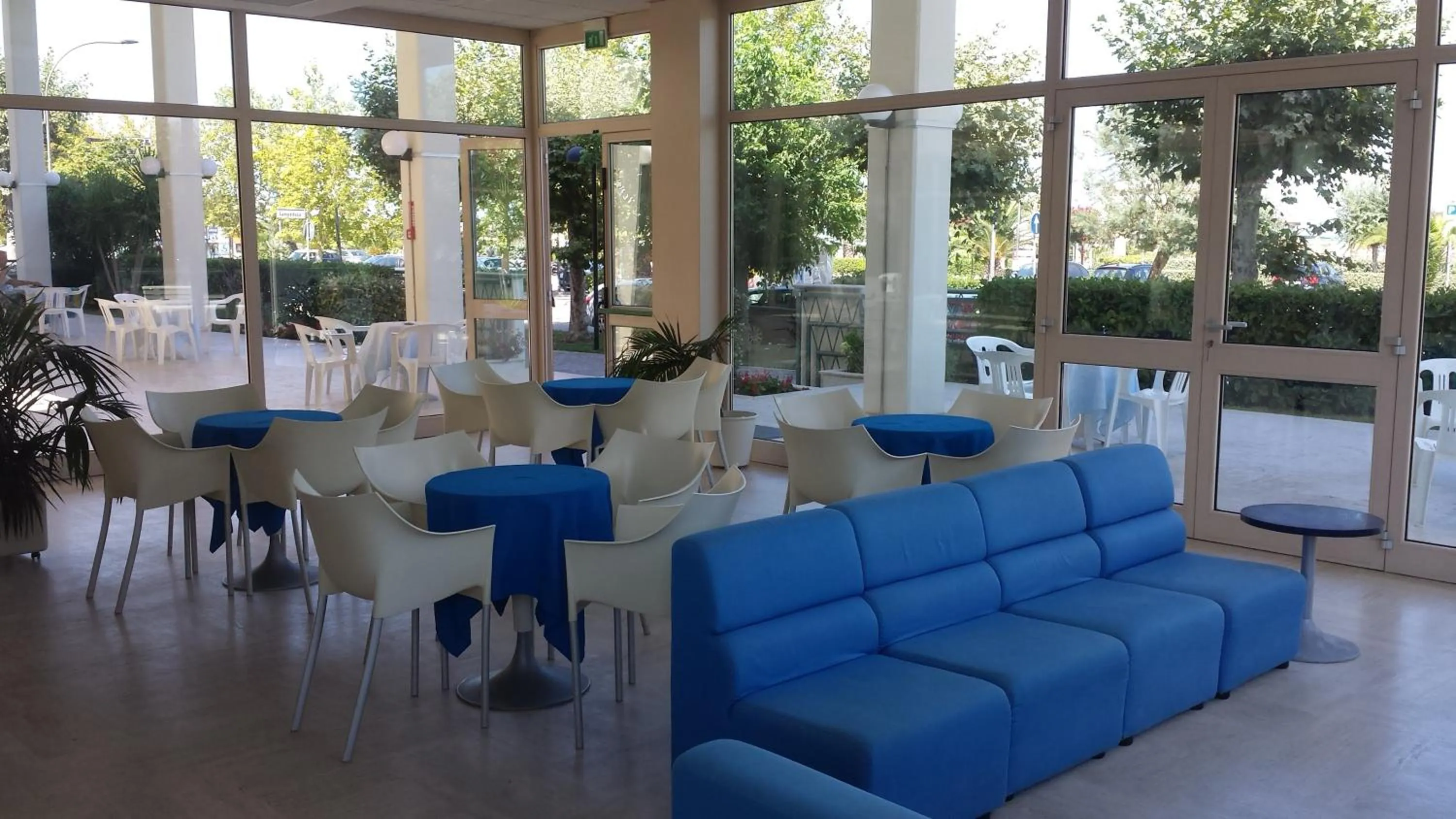 Communal lounge/ TV room in Hotel Miramare