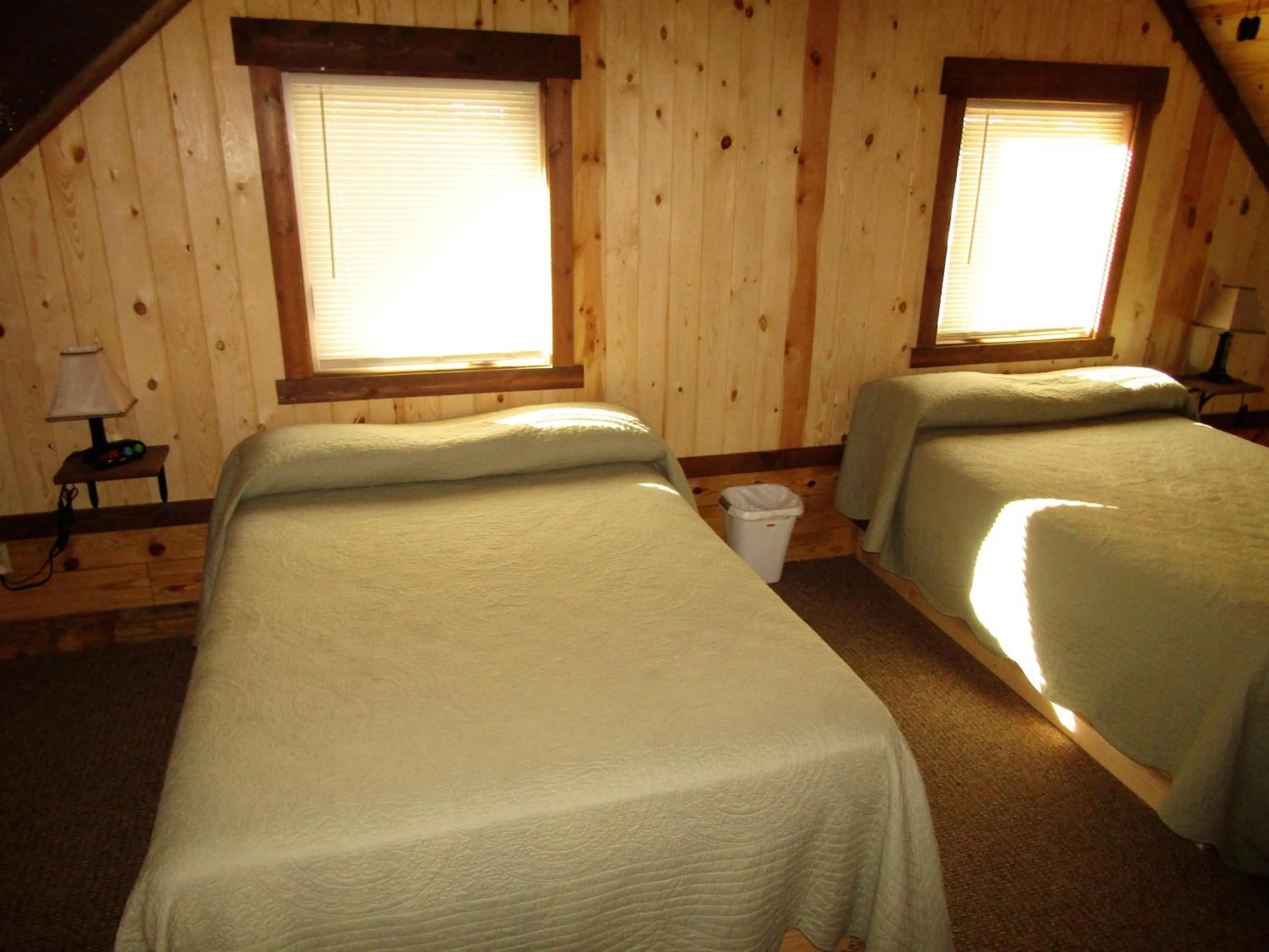 Bed in Freedom Ridge Cabins